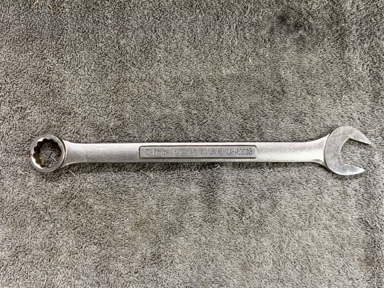 Craftsman WRENCH 12pt – 24MM COMBO USA SATIN FINISH VA-42923