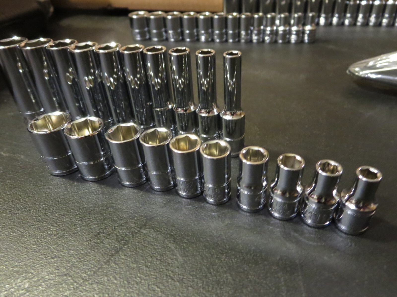 MATCO SILVER EAGLE 1/4″ DRIVE 20-PC SAE and 26-pc metric 6 point SOCKETS New