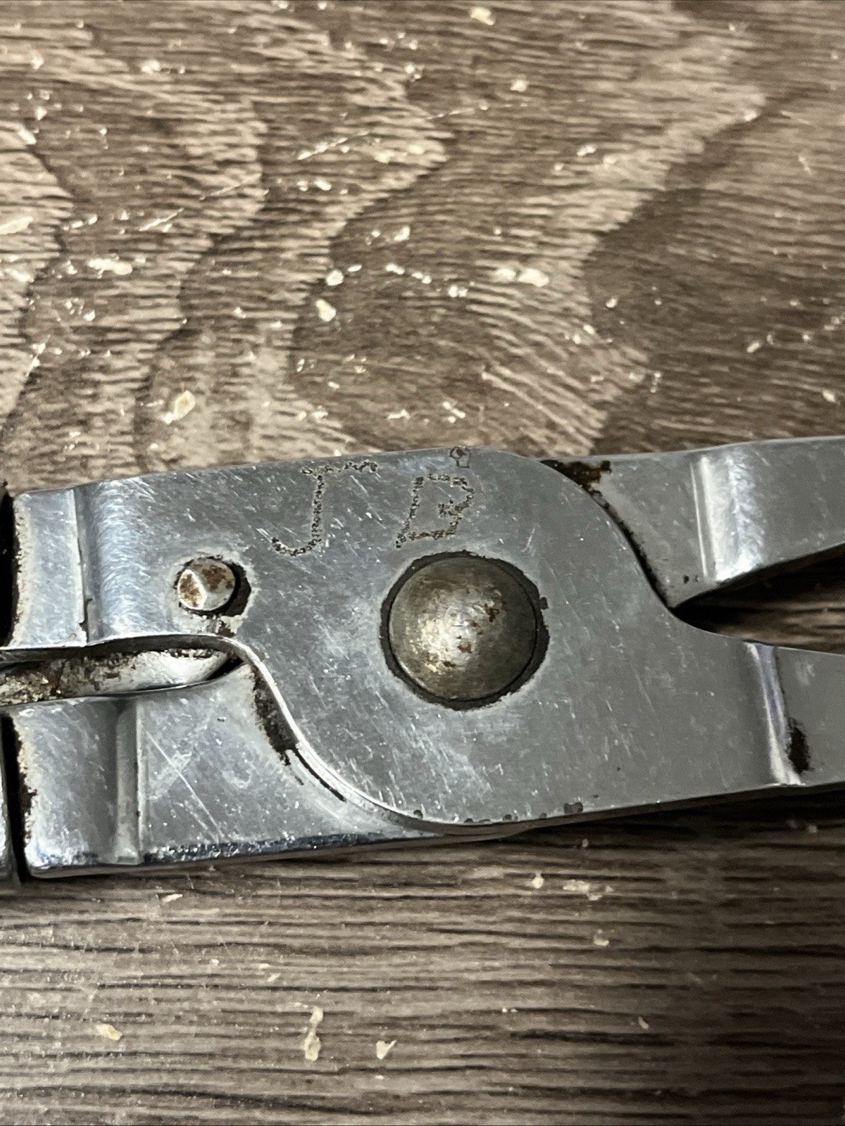 Cornwell P-140 Hose Clamp Pliers. 9″ Length Made In USA