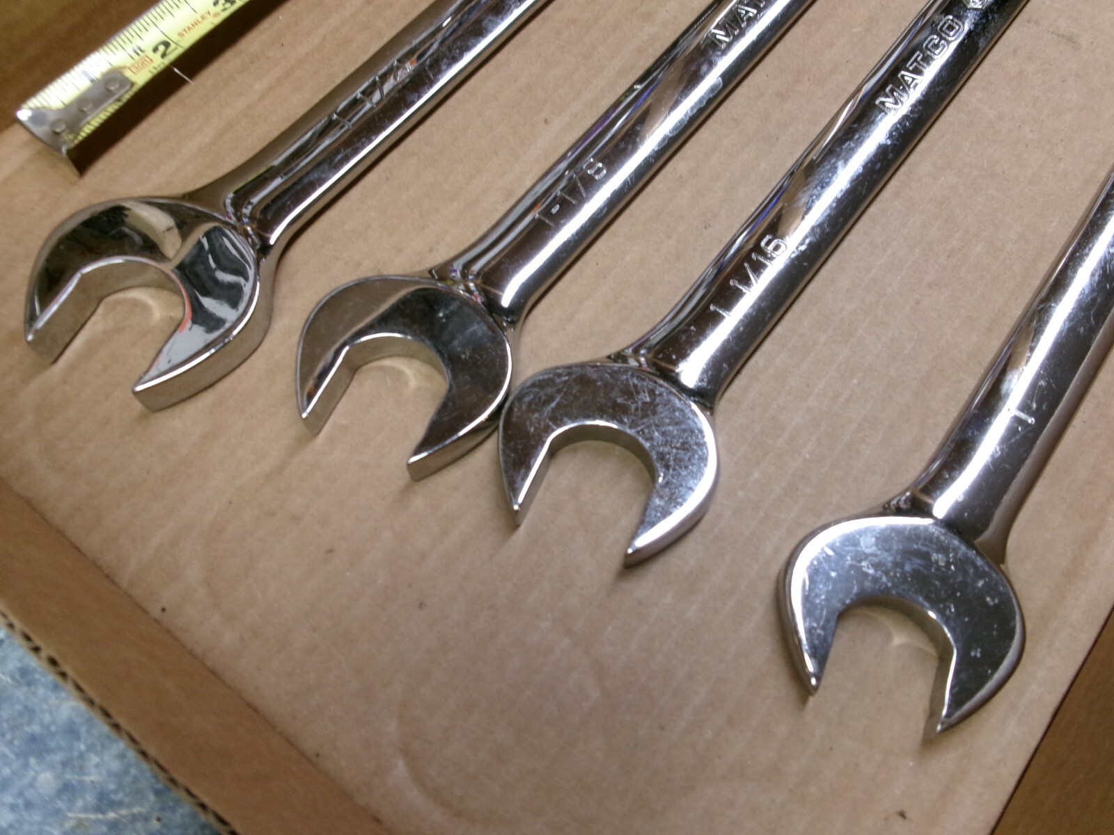 Matco Tools 4-Piece SAE Non Slip 12-Point Combination Wrench Set 1 – 1-1/4″
