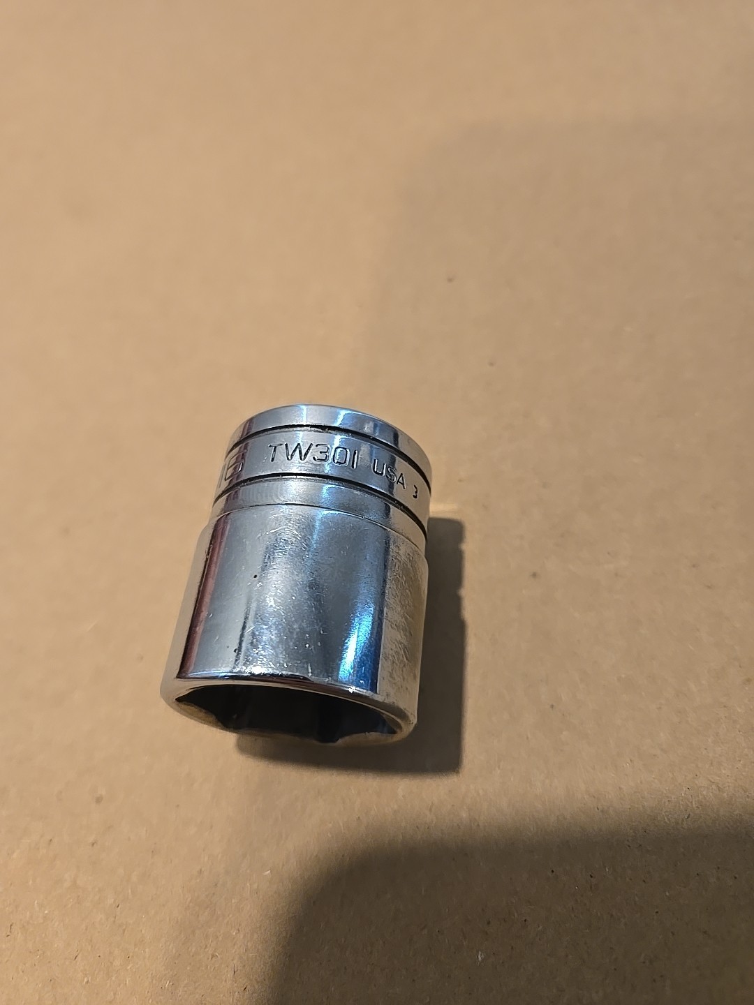 Snap On 1/2″ Drive 15/16″ 6PT SAE Shallow Chrome Socket USA TW301