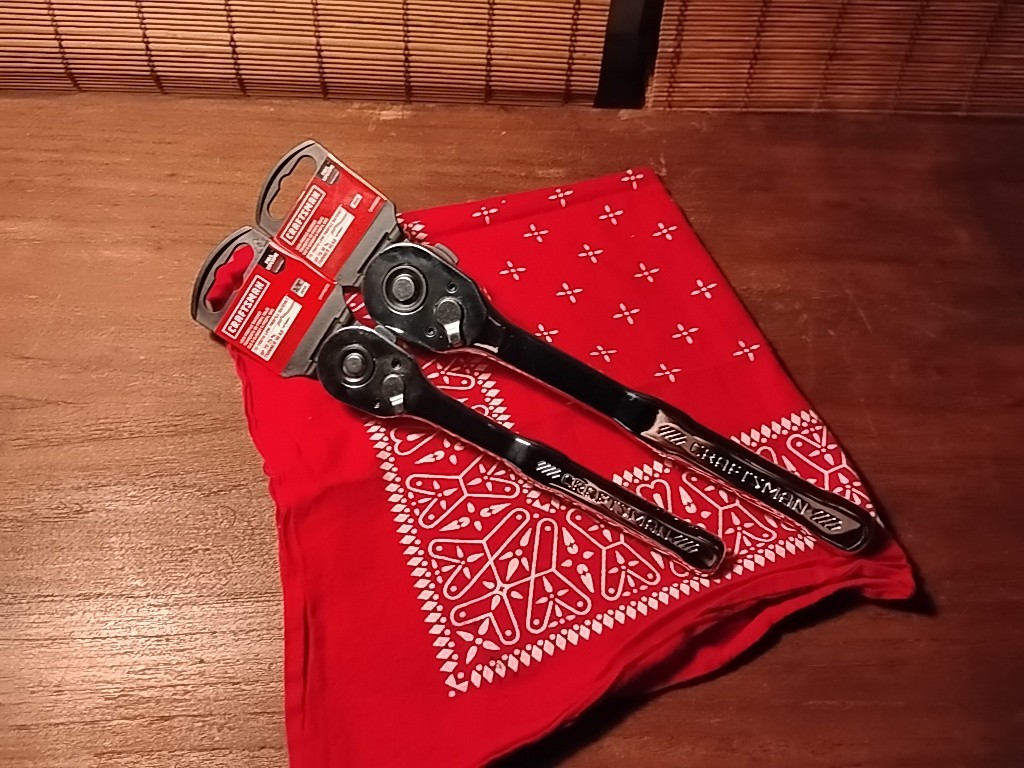 2 New Craftsman Low Profile Rachets 1/2 + 3/8 Made In China Set