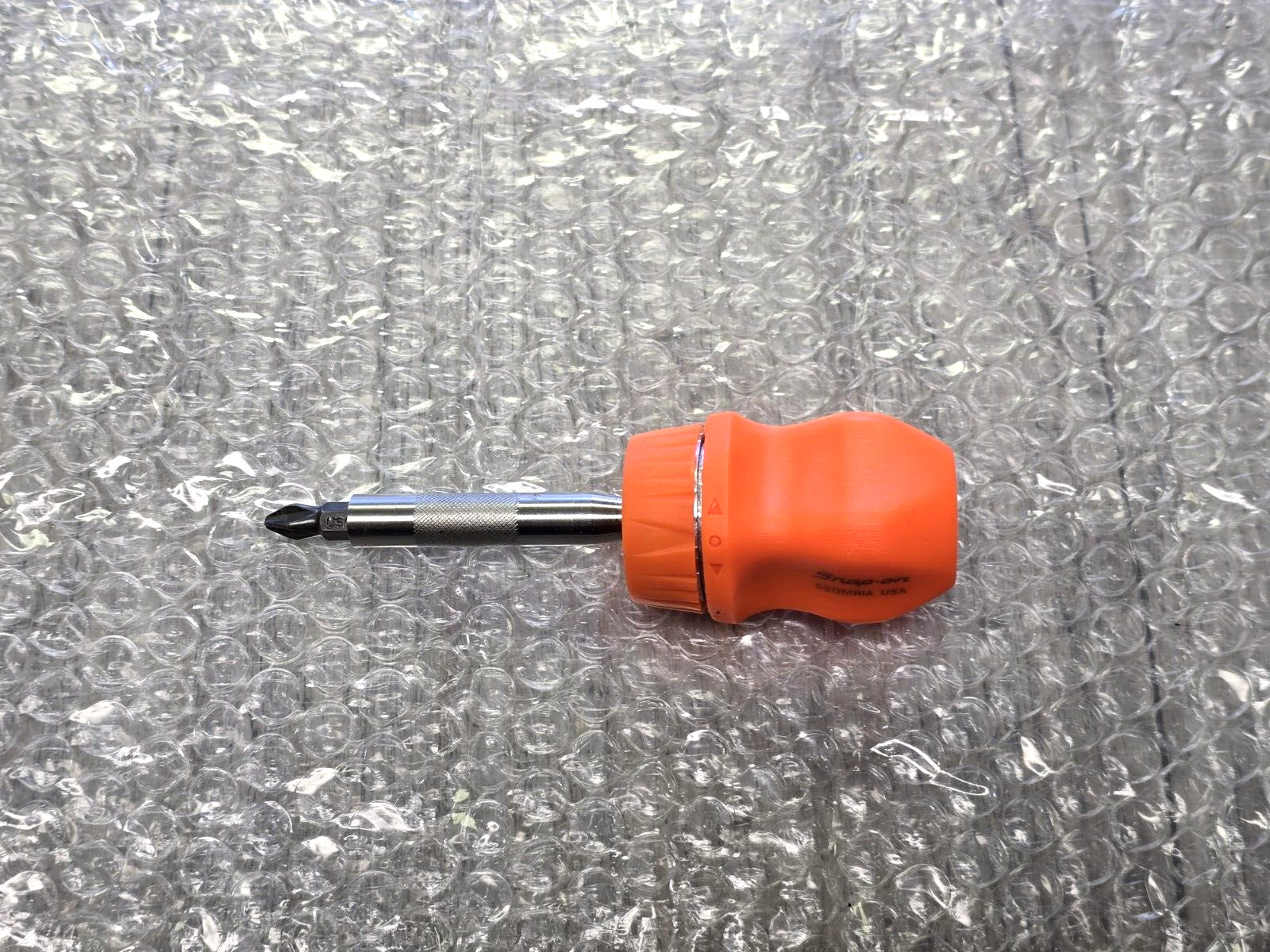 Snap On ™ ELECTRIC ORANGE NEW SSDMR1AR ratcheting stubby hard handle screwdriver