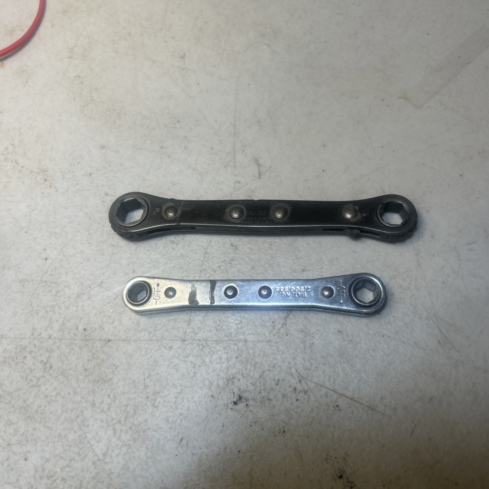 K-D 3/8″ x 7/16″ Ratcheting Box Wrench 6pt No.62 Plus Extra 1/4” x 5/16” No.90