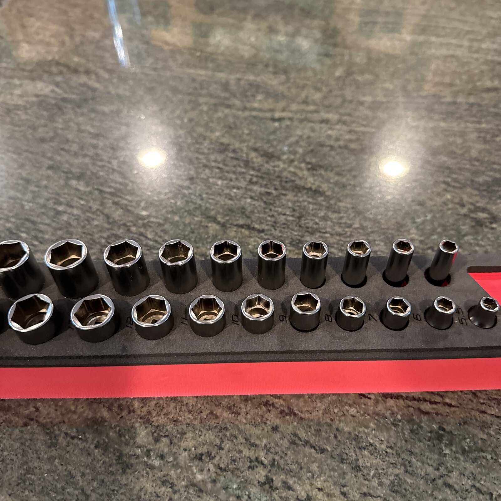 Snap-on 122sttmmfr 5.5-15mm shallow deep 1/4 drive 22 pc foam socket set red new