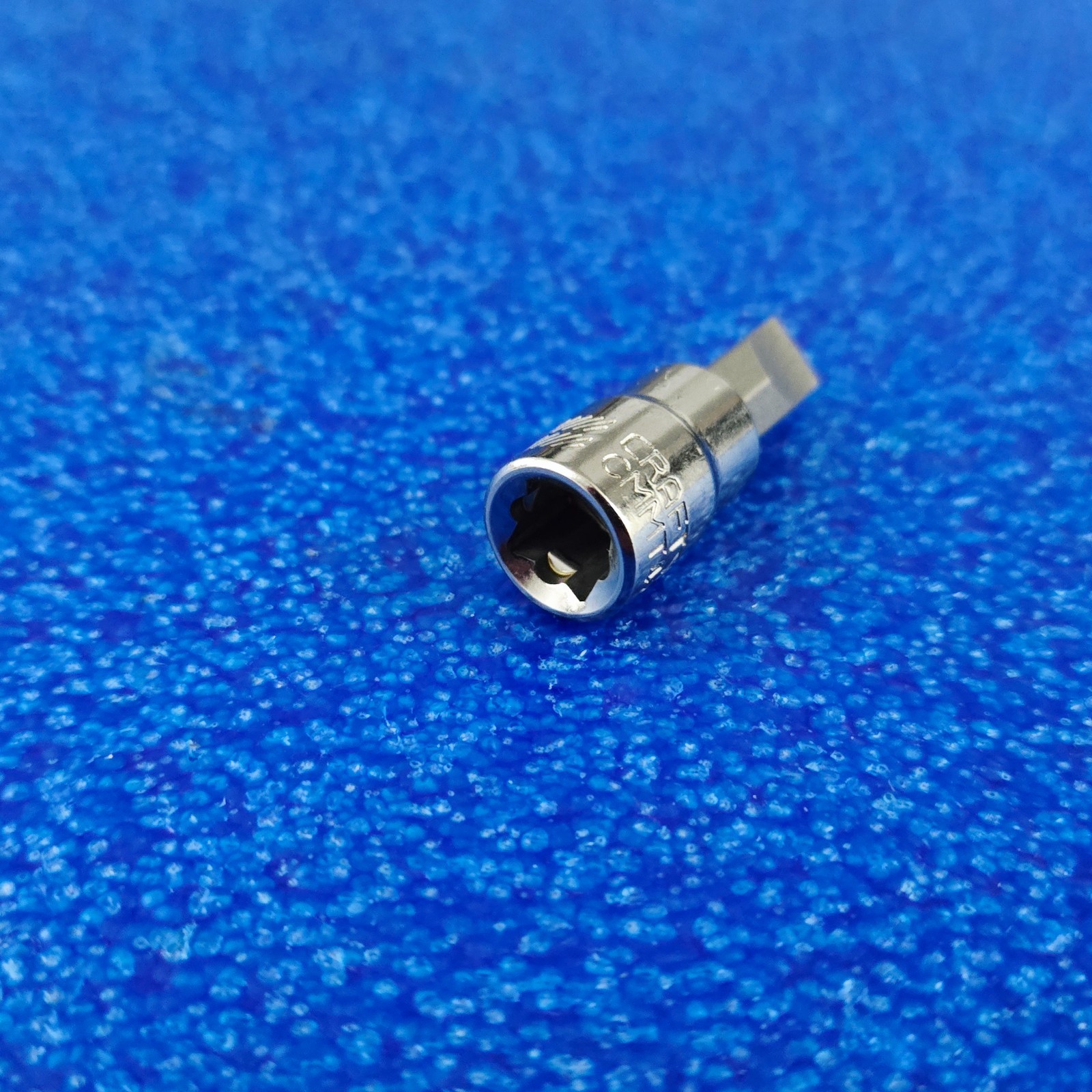 1/4″ NEW CRAFTSMAN FLAT/SLOTTED 1/4″ DRIVE SCREWDRIVER SOCKET P/N CMMT42692