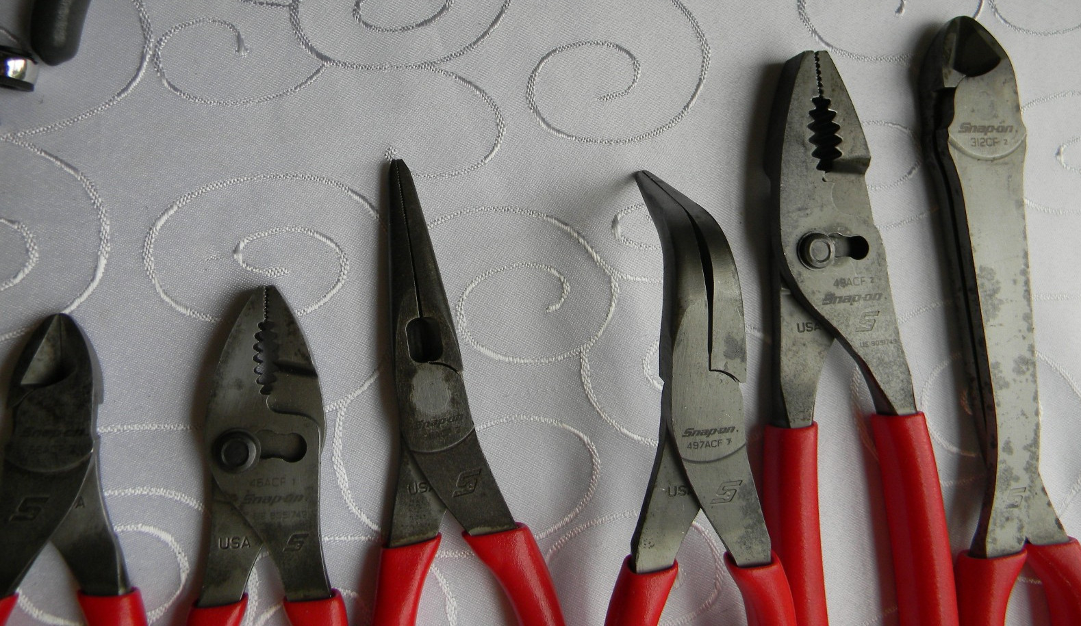 SNAP-ON 6PC RED VINYL GRIP SLIP JOINT, NEEDLE NOSE, DIAGONAL PLIER SET USA MADE