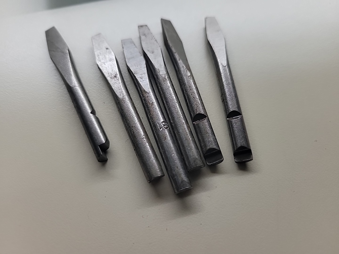 6 Stanley Yankee Screwdriver Flat Tip Bits #1 68-353 331 133 233 135 68-135 USA
