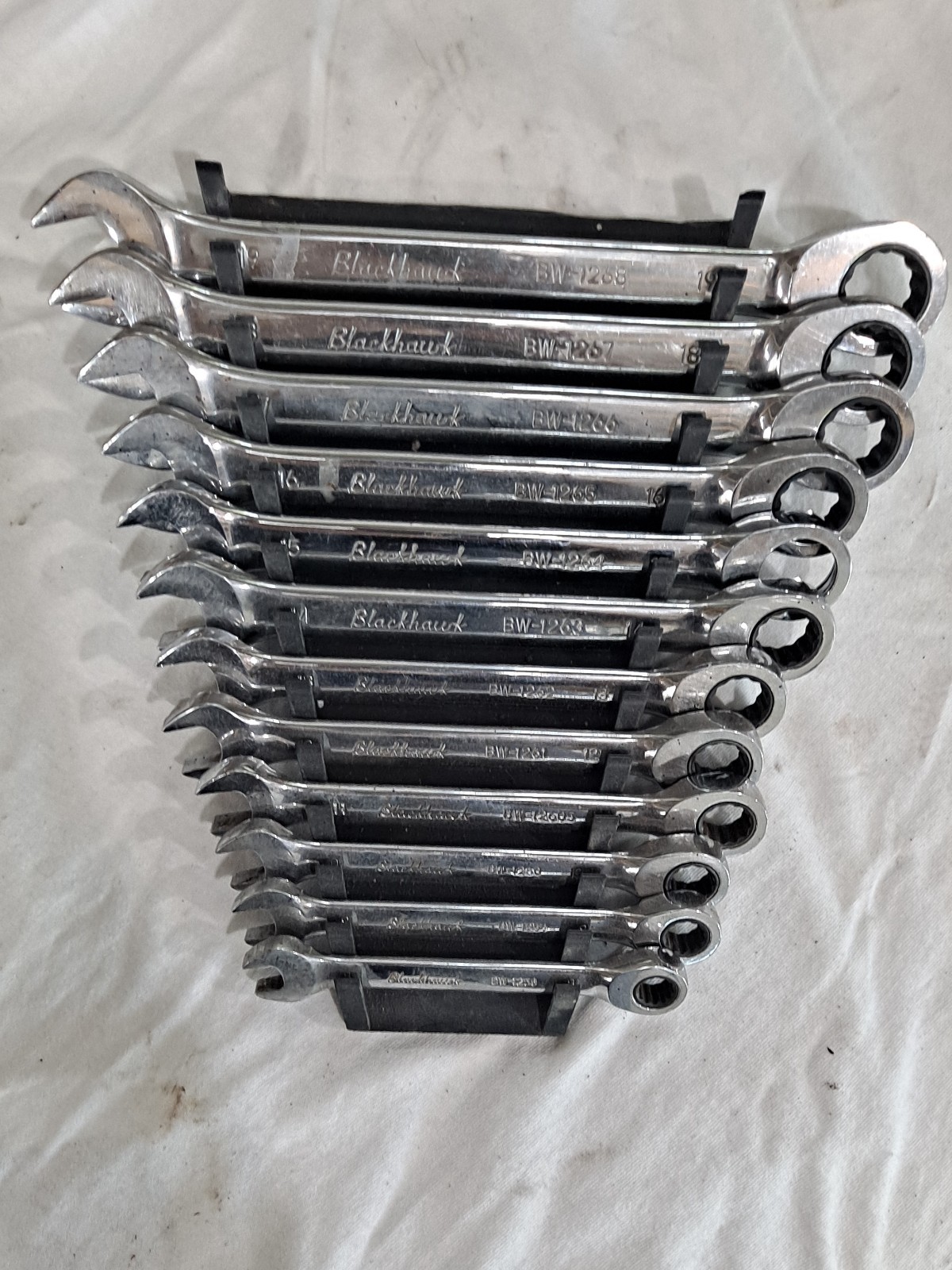 Blackhawk Metric Ratchet Wrench Set 8mm-19mm (15 mm is broken)