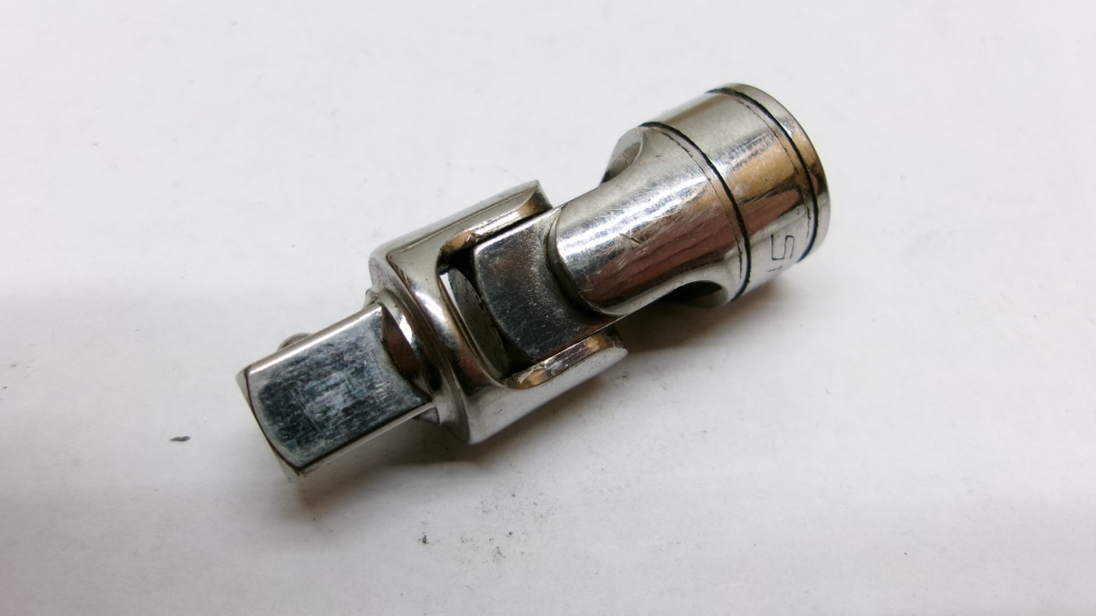 Snap-on tools USA 3/8” drive Universal Joint Chrome Swivel Socket FU8A