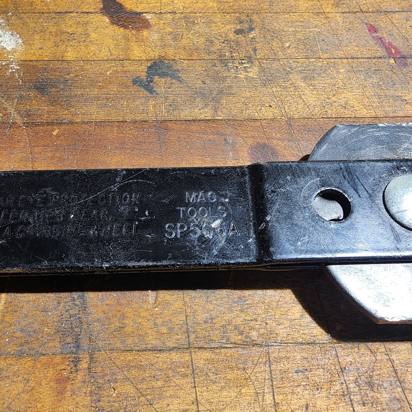 MAC Tools SP566A Heavy Duty Adjustable Angle Seal Remover Made In USA