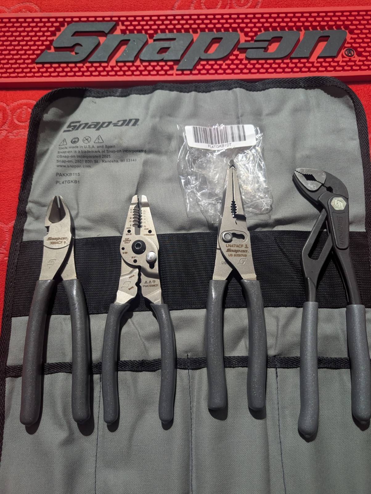 Snap On BRAND NEW 4pc Pliers/cutters/wire strippers #PL4TGKB1DT dark titanium