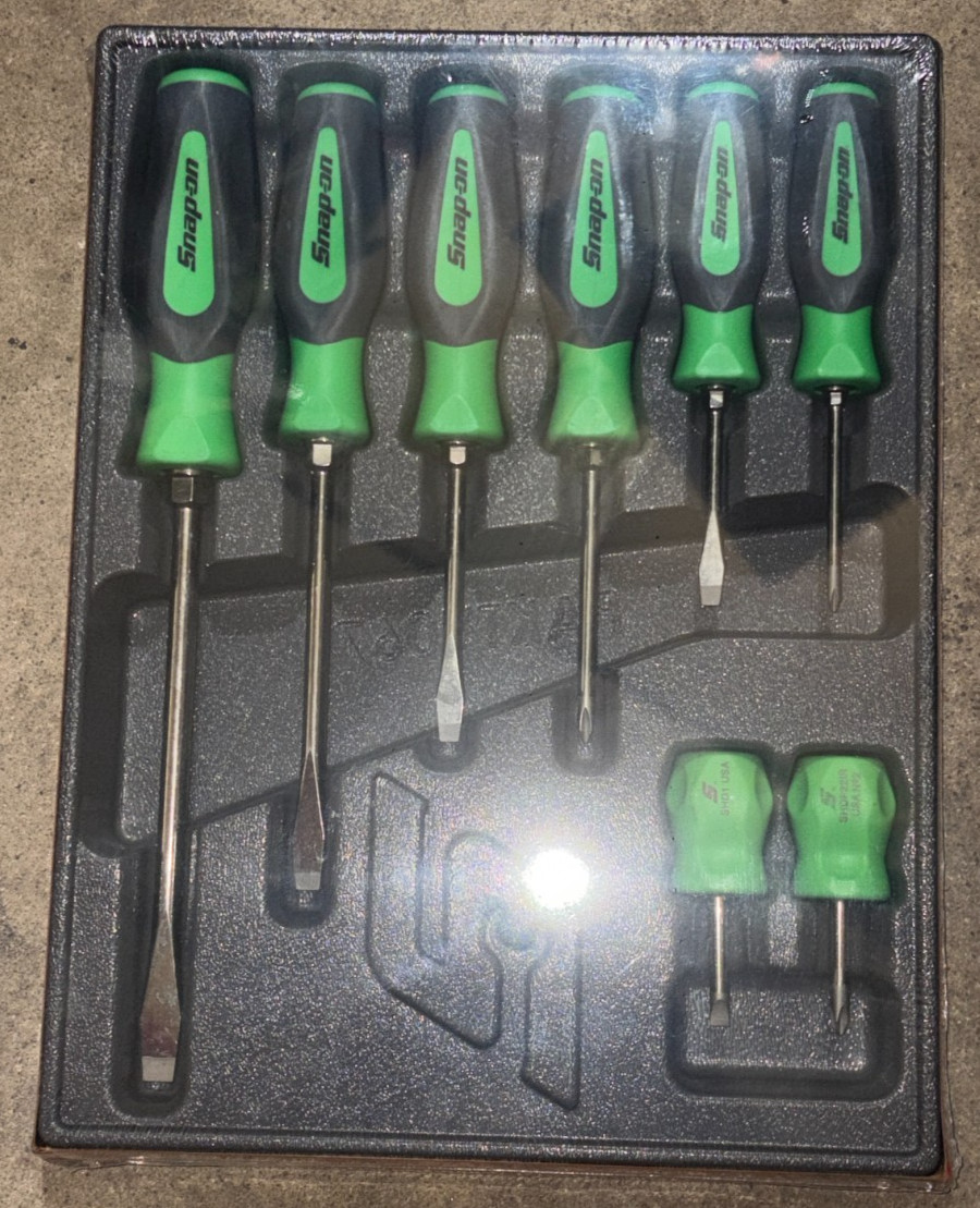 SNAP ON TOOLS SGDX80G 8 Pc Instinct GREEN Handled Screwdrivers Sealed Set NEW