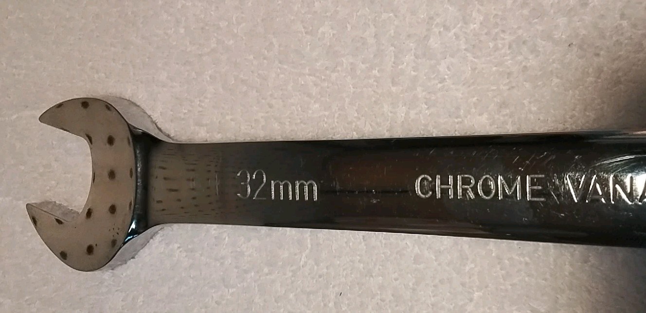 12528 TITAN TOOLS 32MM RATCHETING COMBO WRENCH 16″ LONG
