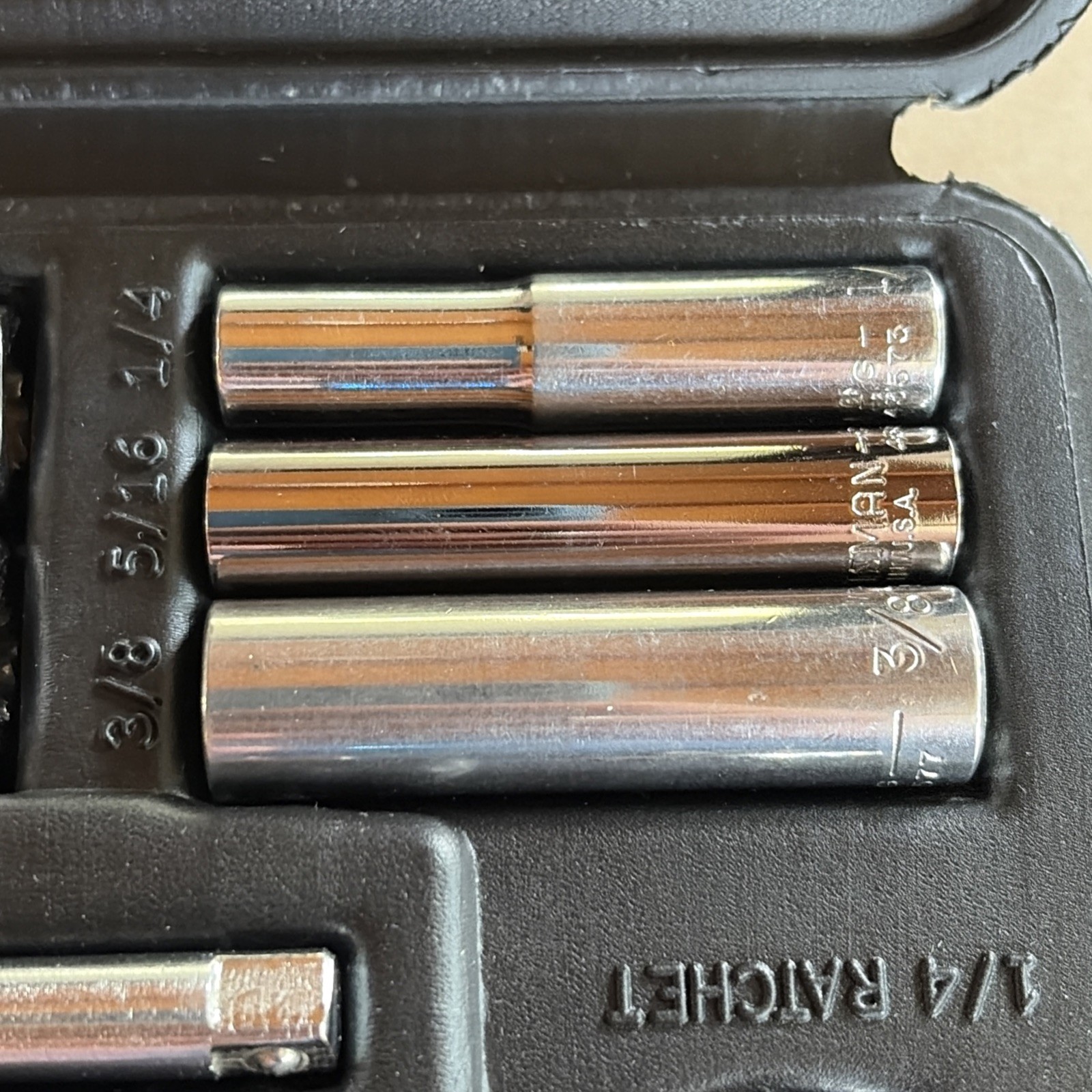 19 Piece Vintage Craftsman 34800 1/4″ Drive SAE Socket Set With Case – USA