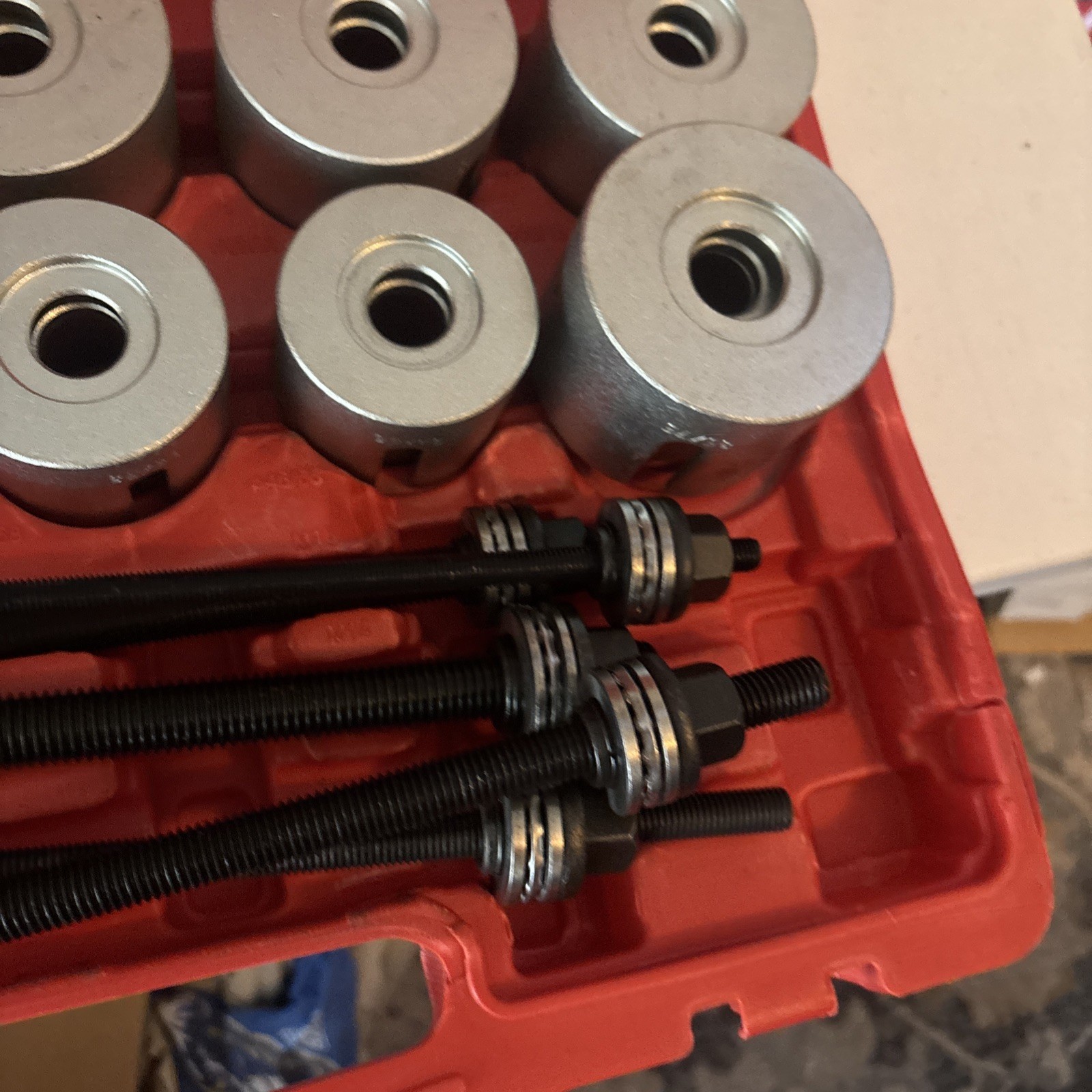27 Pieces Press and Pull Sleeve Kit Bearings Bushes and Seals Remove&install Set