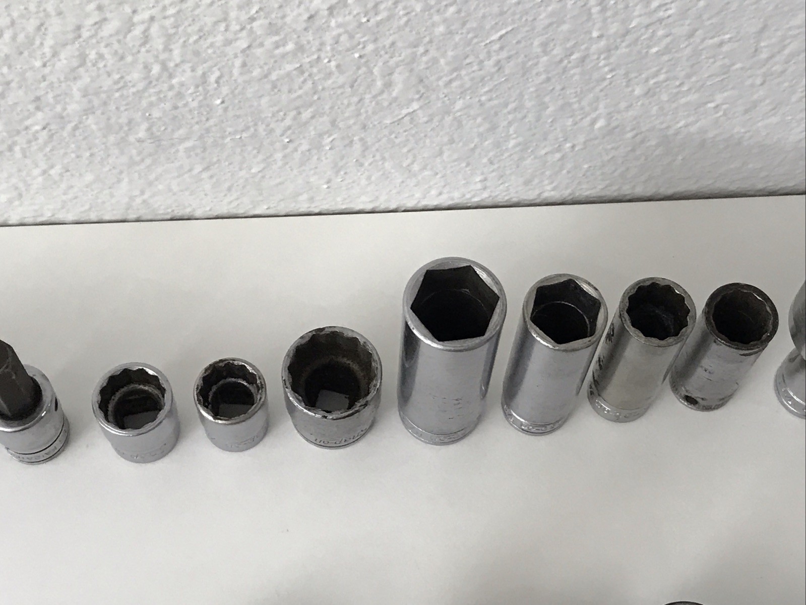 SNAP ON TOOLS- Lot Of 32 PCs Various Impact Swivel Sockets Wrenches