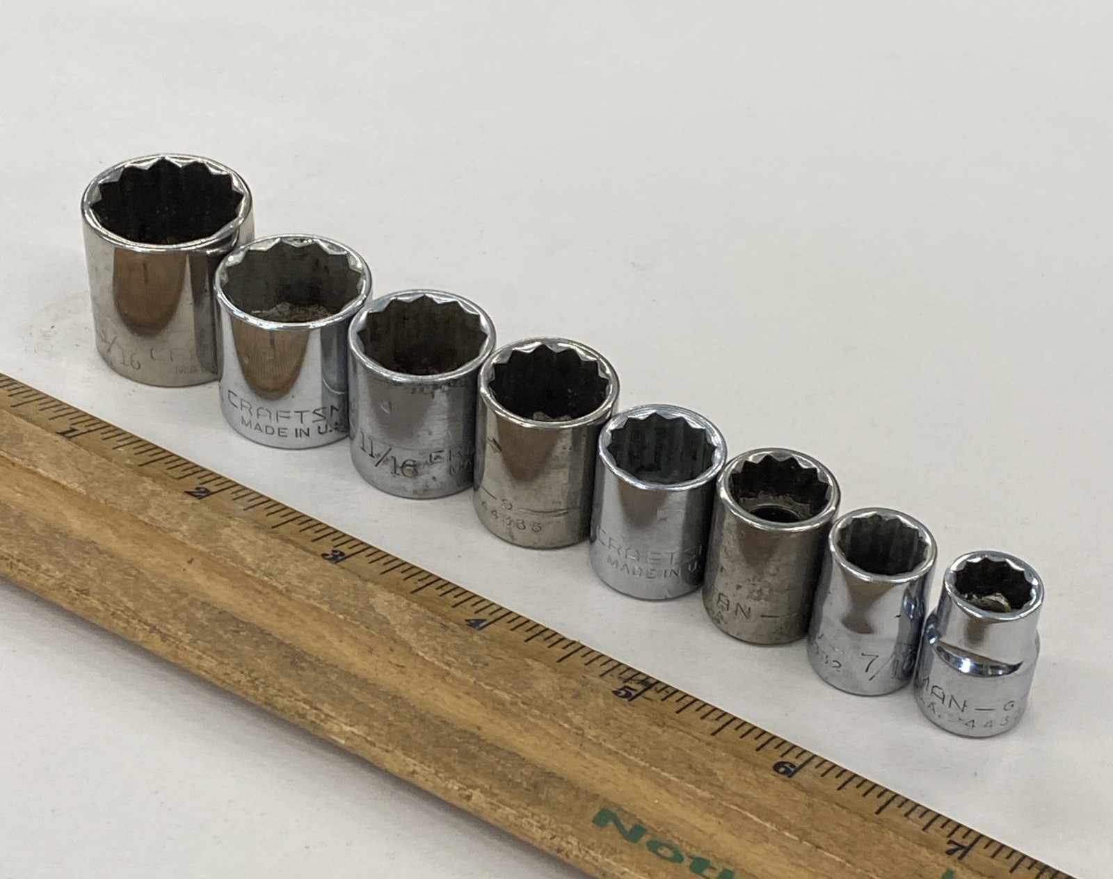 Craftsman USA 3/8 dr. 8 pc. 12 pt socket set Mixed Series 3/8 – 13/16 inch M0855