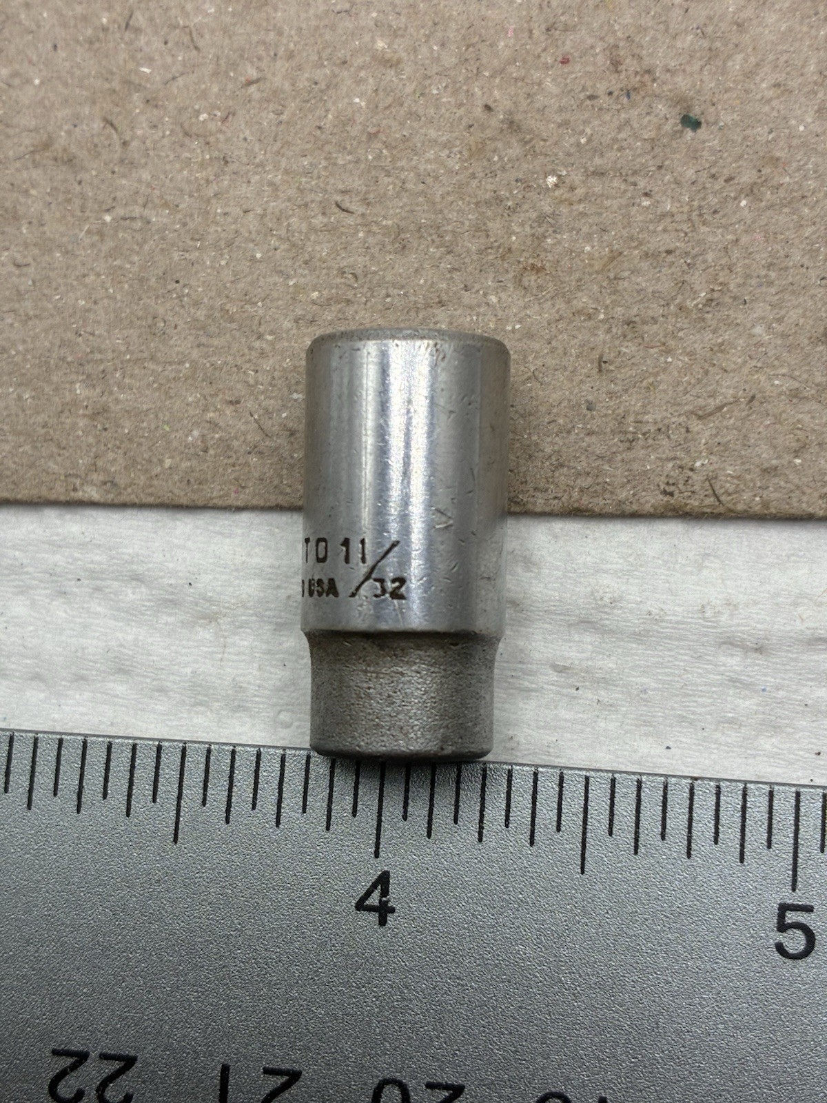 Vintage Proto 4711 11/32″ Socket 1/4″ Drive 6 Point Los Angeles USA