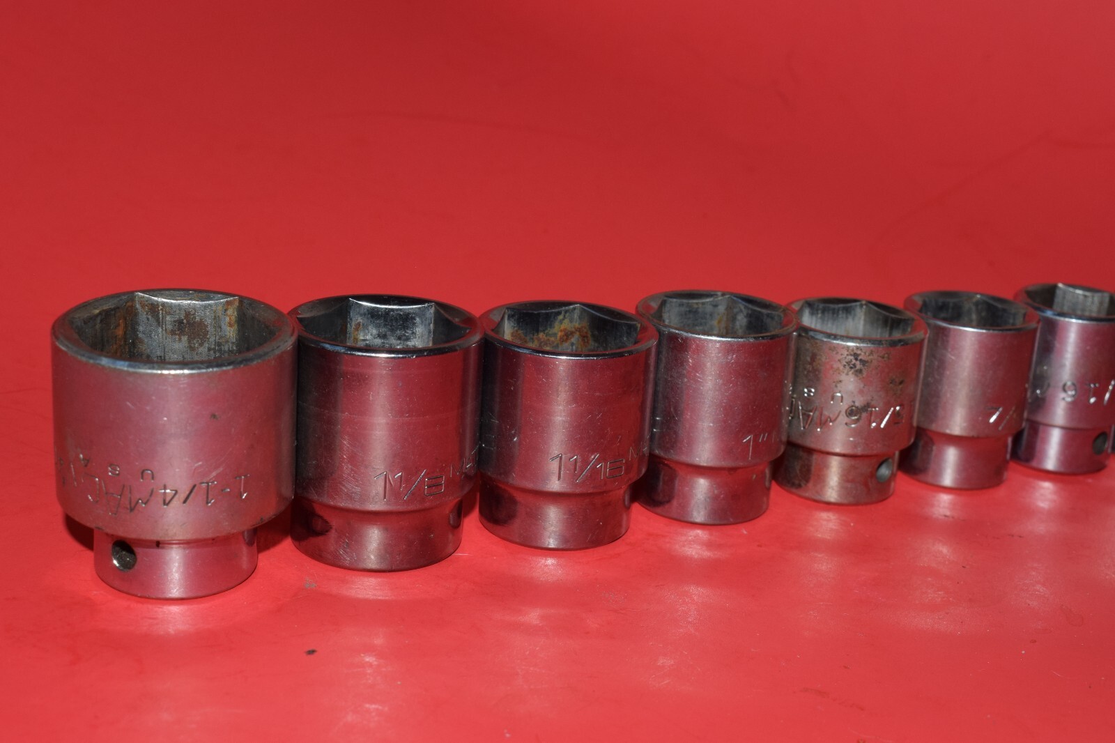 11-Piece MAC/MATCO 1/2″ Drive 6-Point SAE Socket Set 9/16″ to 1-1/4″