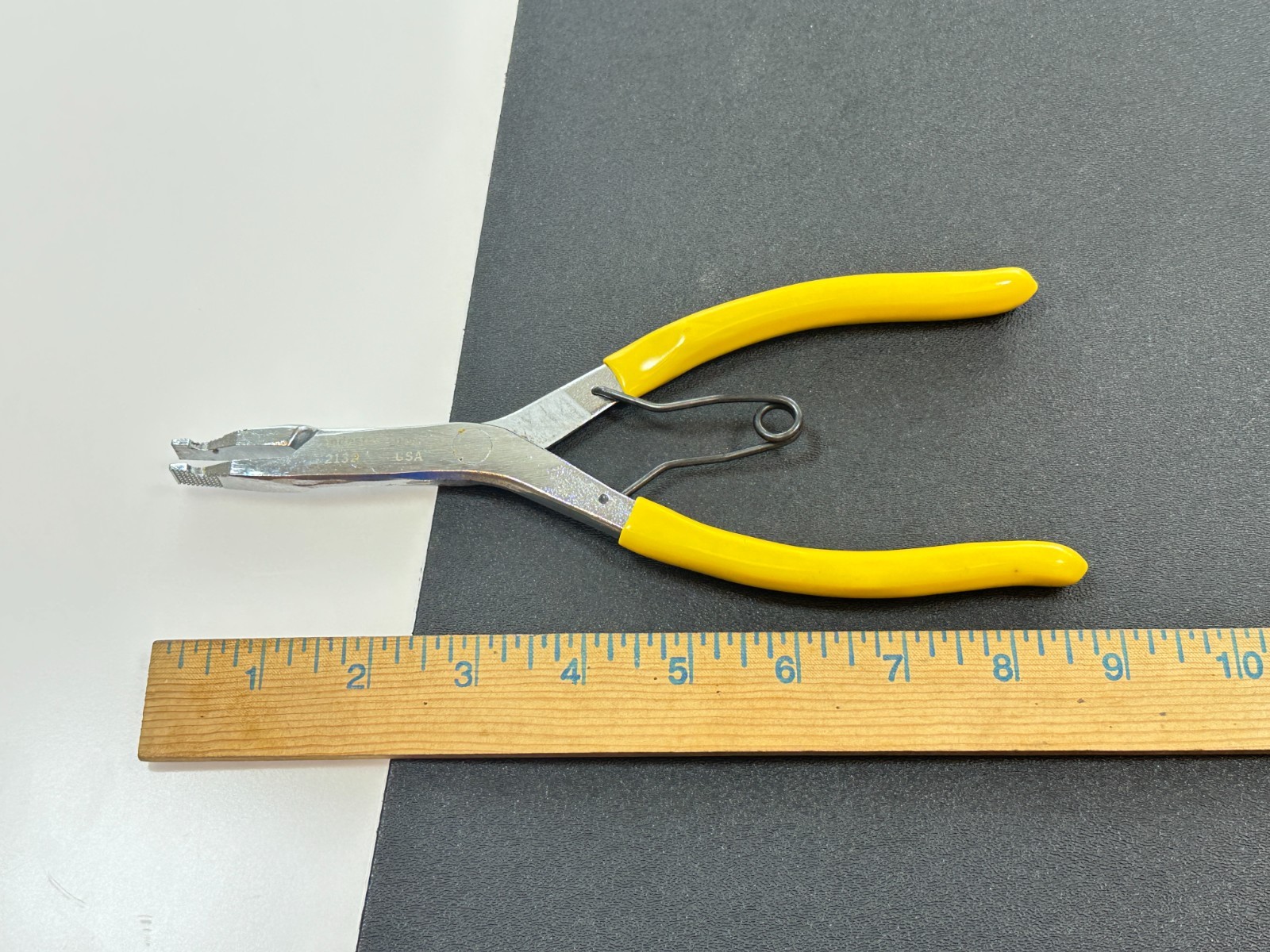 Indestro Tools USA Super 2132 YELLOW GRIP (Rare) Snap-Ring Pliers NEW Old Stock