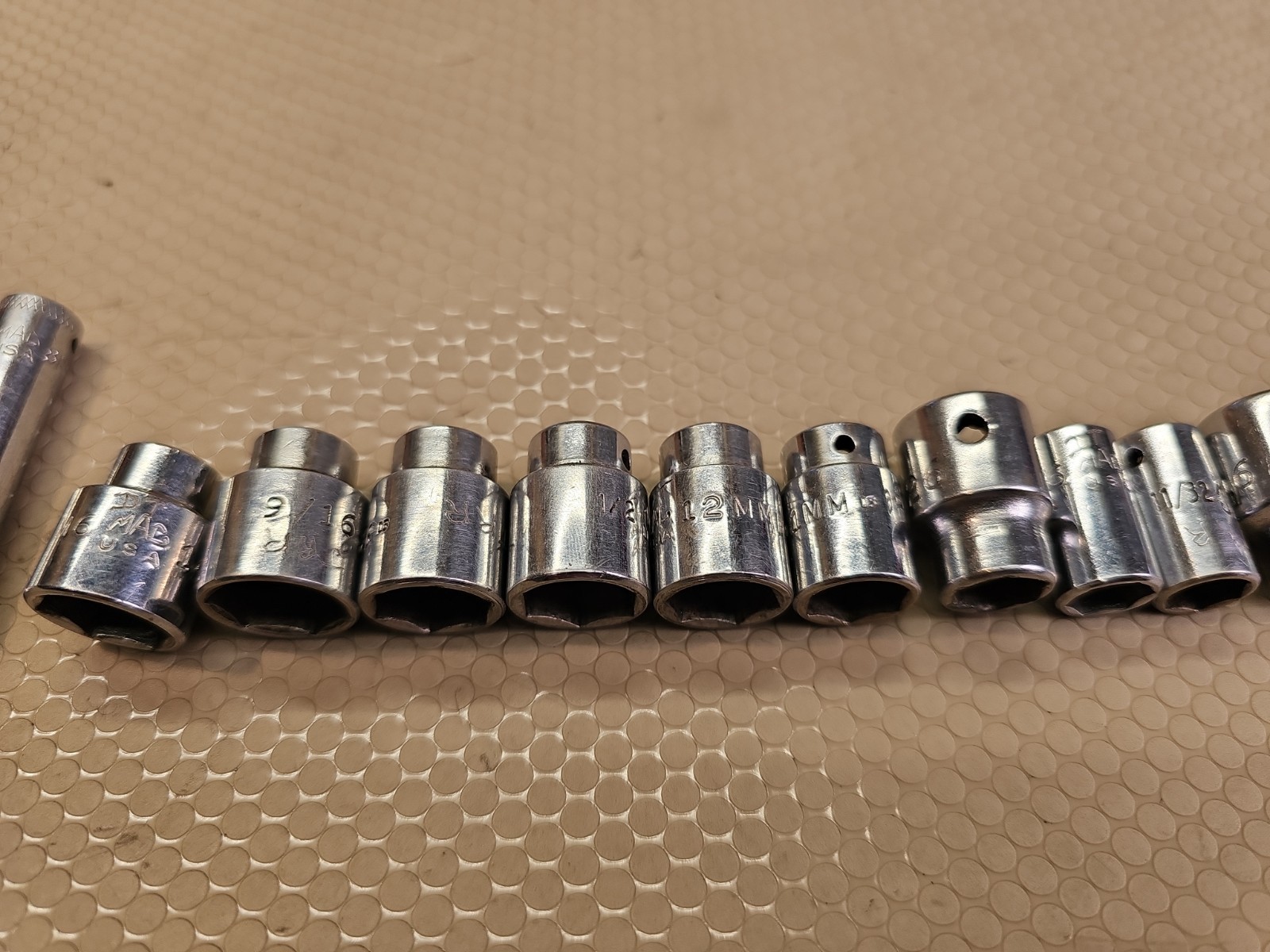 Mac Tools 24pc MD6 Mixed Socket Set 1/4″ Sae & Metric Chrome Sockets