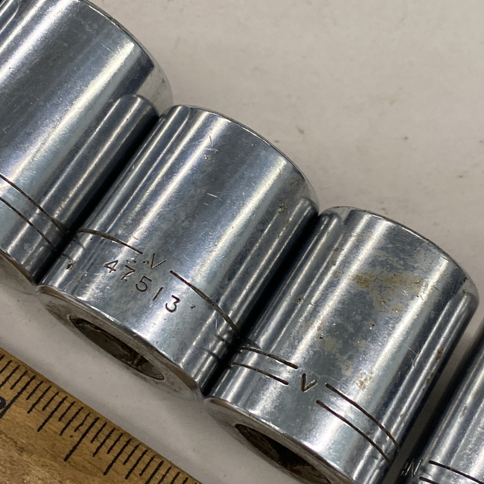 Craftsman USA 1/2 dr. 6 pc. 12 pt socket set Rare V-Series 3/4 – 1-1/16″, M0868