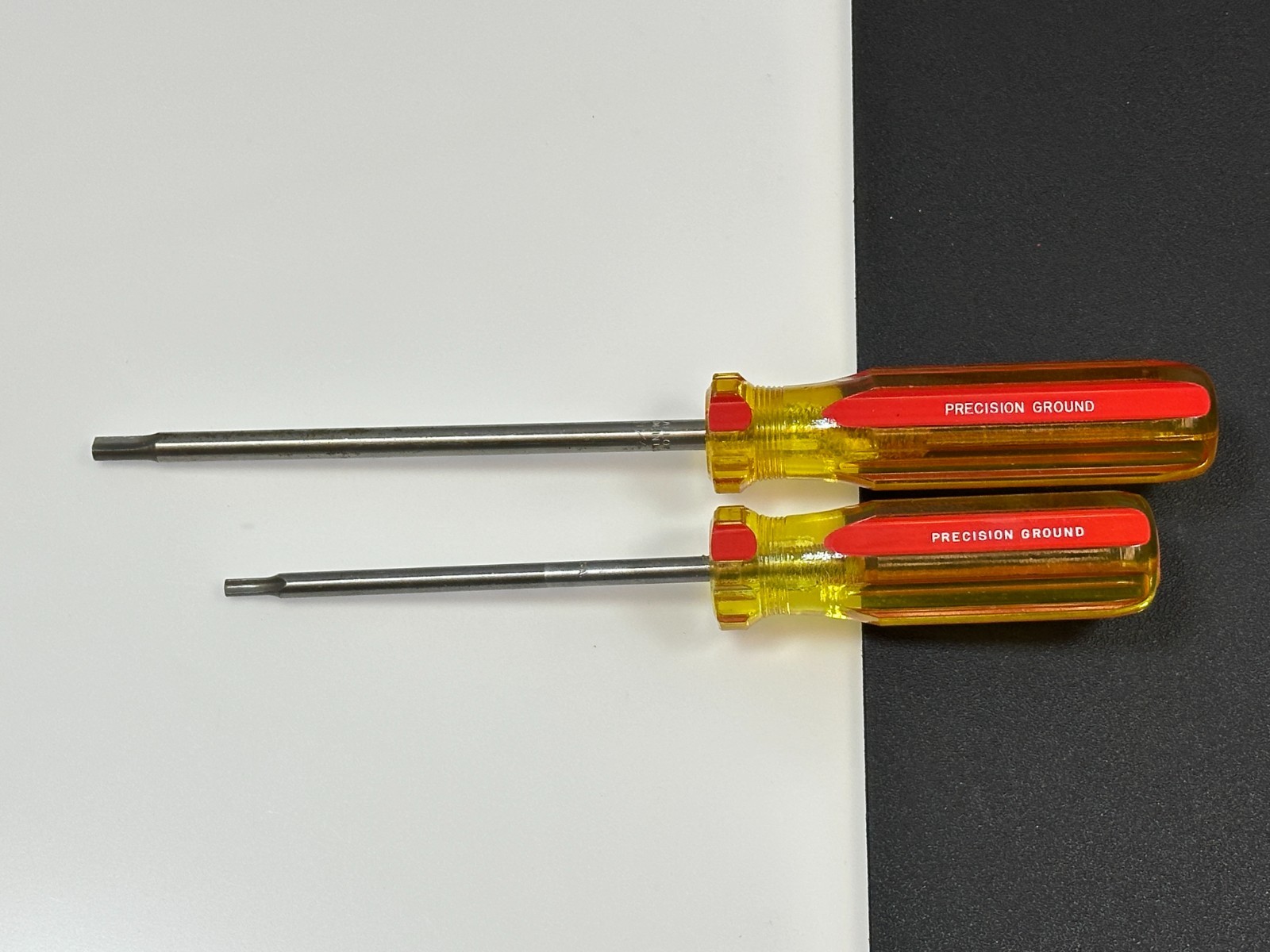 Rosco Tools USA (NOS) 2pc Clutch Head Driver Screwdriver Set Pair, Hard Handle
