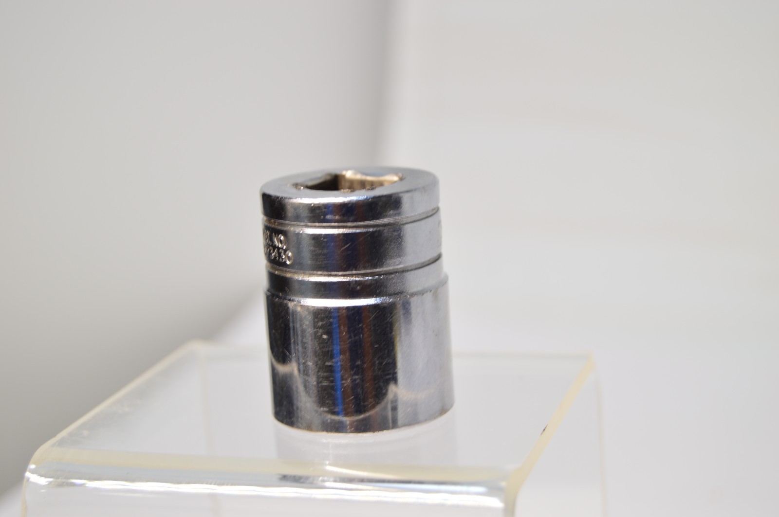 Snap On Tools TW-281 1/2″ Drive 7/8″ 6 Point Socket