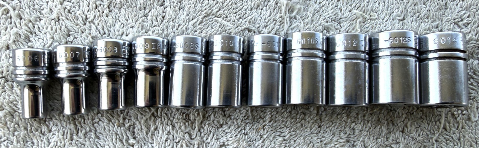 VINTAGE INDESTRO 1/4 IN DRIVE SOCKET SET NO. S6102 – AS PICTURED – L@@K NICE