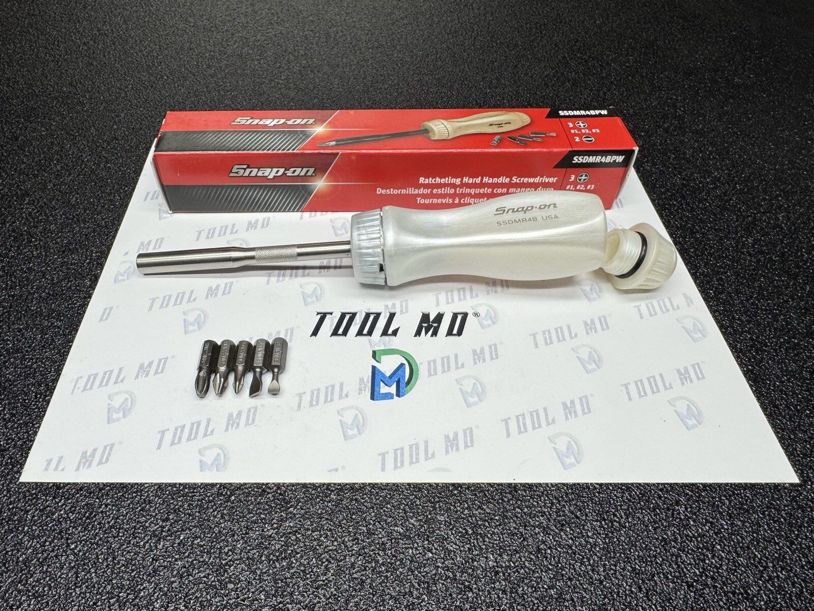 Snap-on Tools USA NEW PEARL WHITE Handle Ratcheting Screwdriver w/Bits SSDMR4BPW