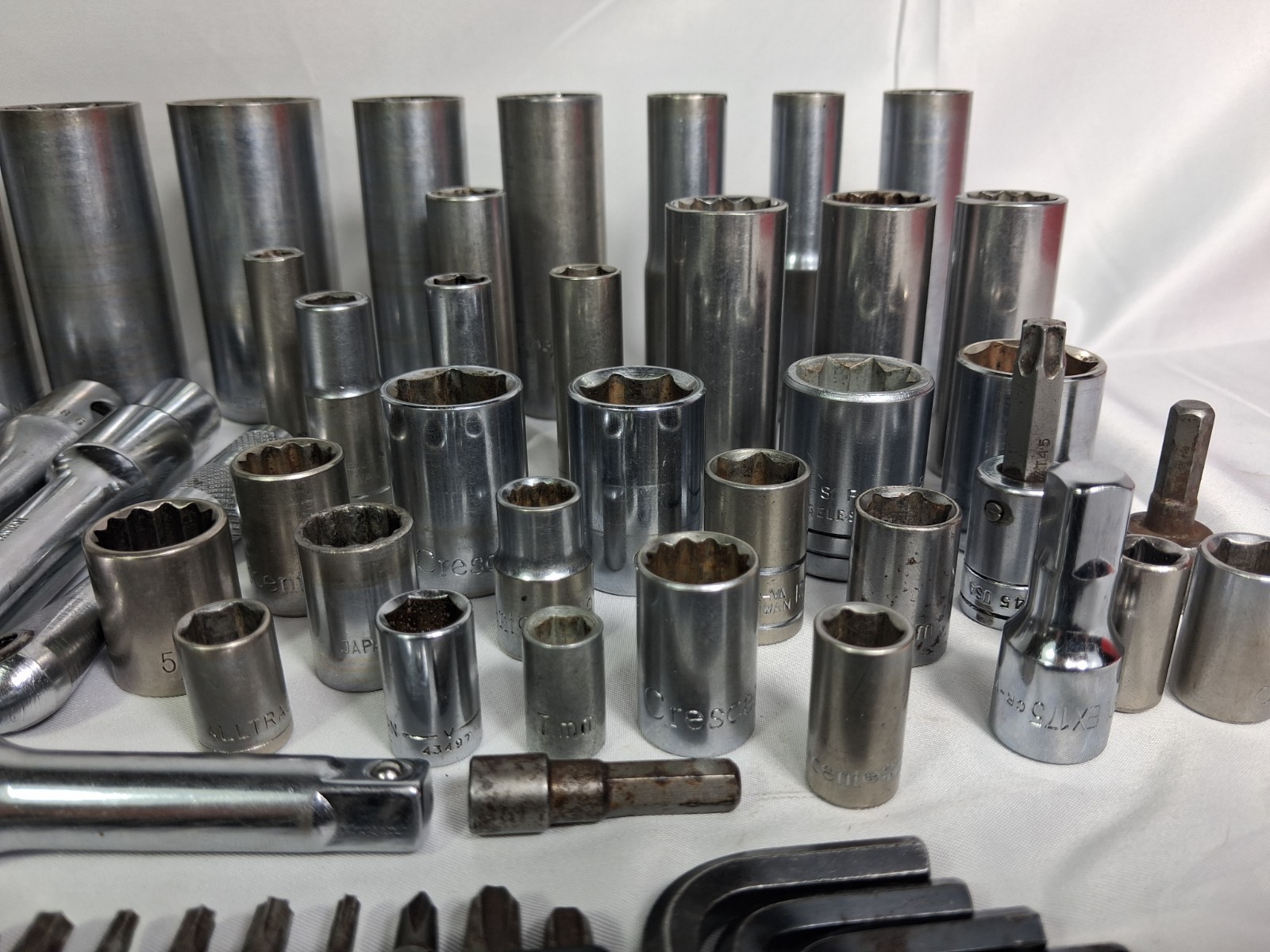 Large Mixed Socket Tool Lot Craftsman Crescent Deep Sockets Extensions Allen…