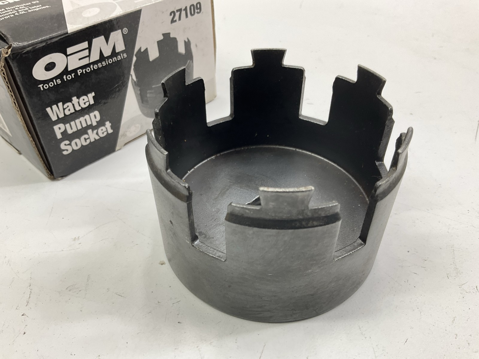 USED #38 OEM Tools 27109 Water Pump Socket Remover / Installer For Cadillac 4.6L