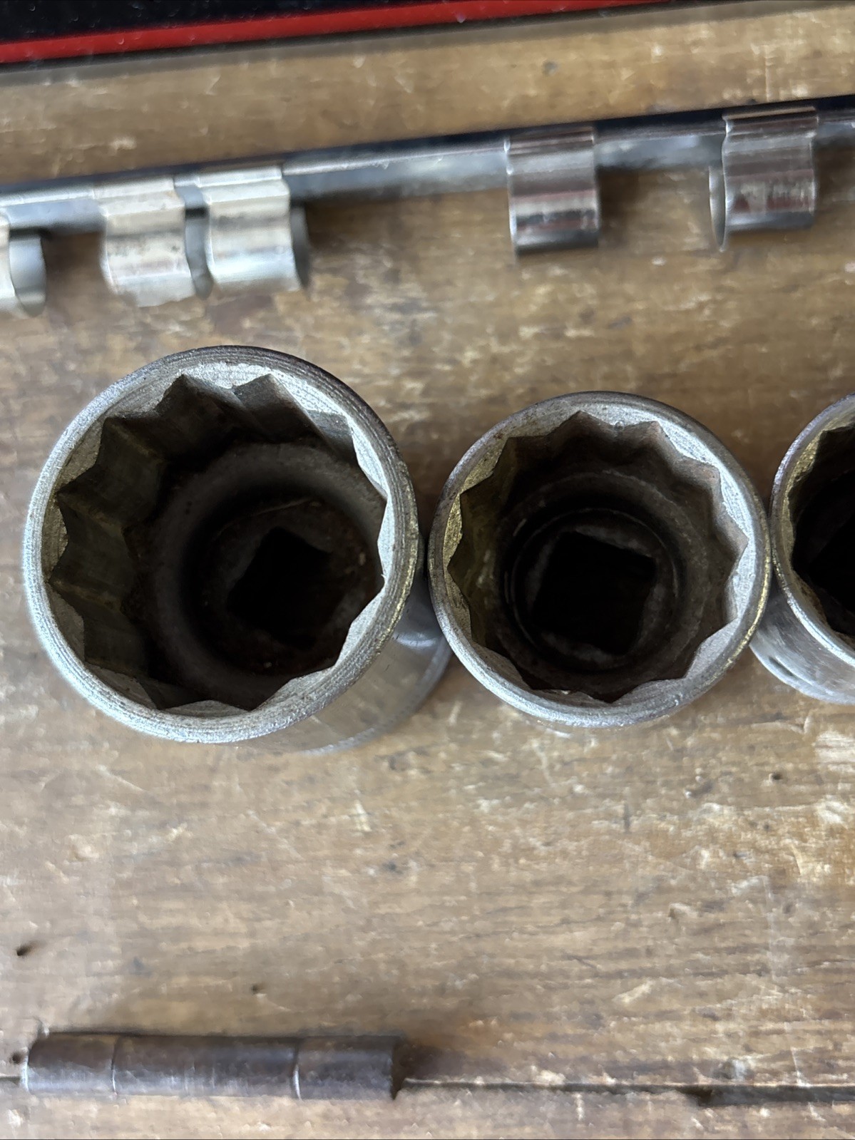 Vintage Set of 11 Snap On 1/2″ Drive 12 Pt. SAE SW Sockets
