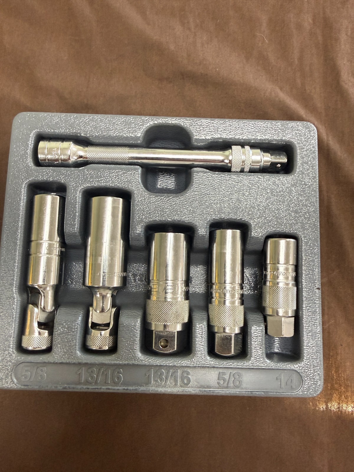 Snap On USA 6 Piece 3/8″ Drive Essential Spark Plug Socket Set 206ESSPKPLG NICE