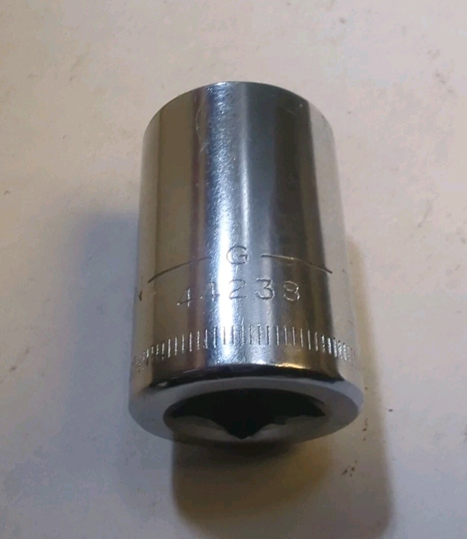Craftsman USA 19mm Socket 12 Point 1/2″ Drive G 44238