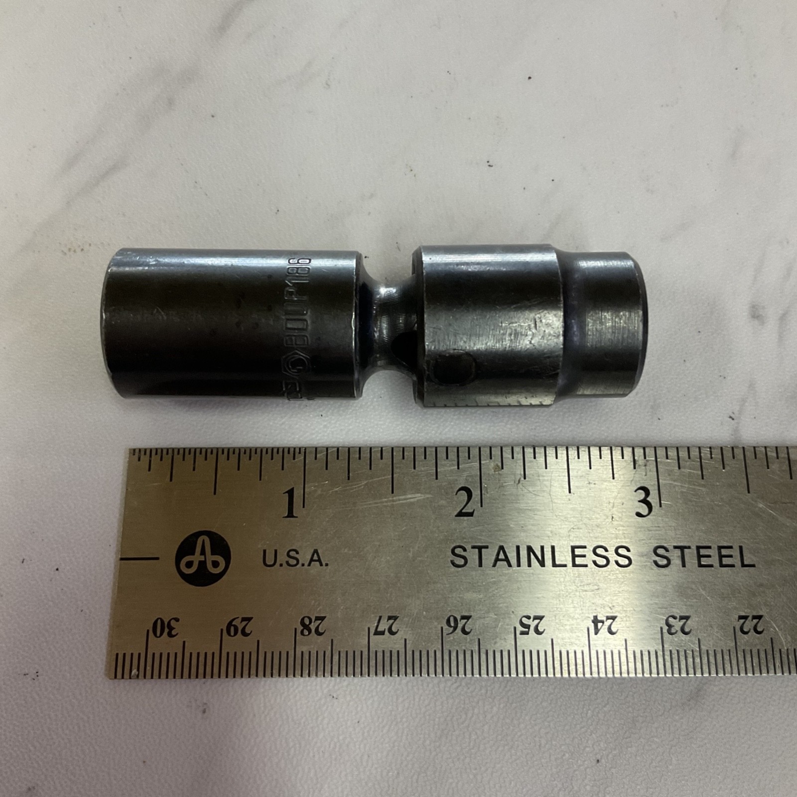 Matco 9/16″ Deep Swivel Universal Impact Socket 3/8″ Drive 6 Point BDUP186