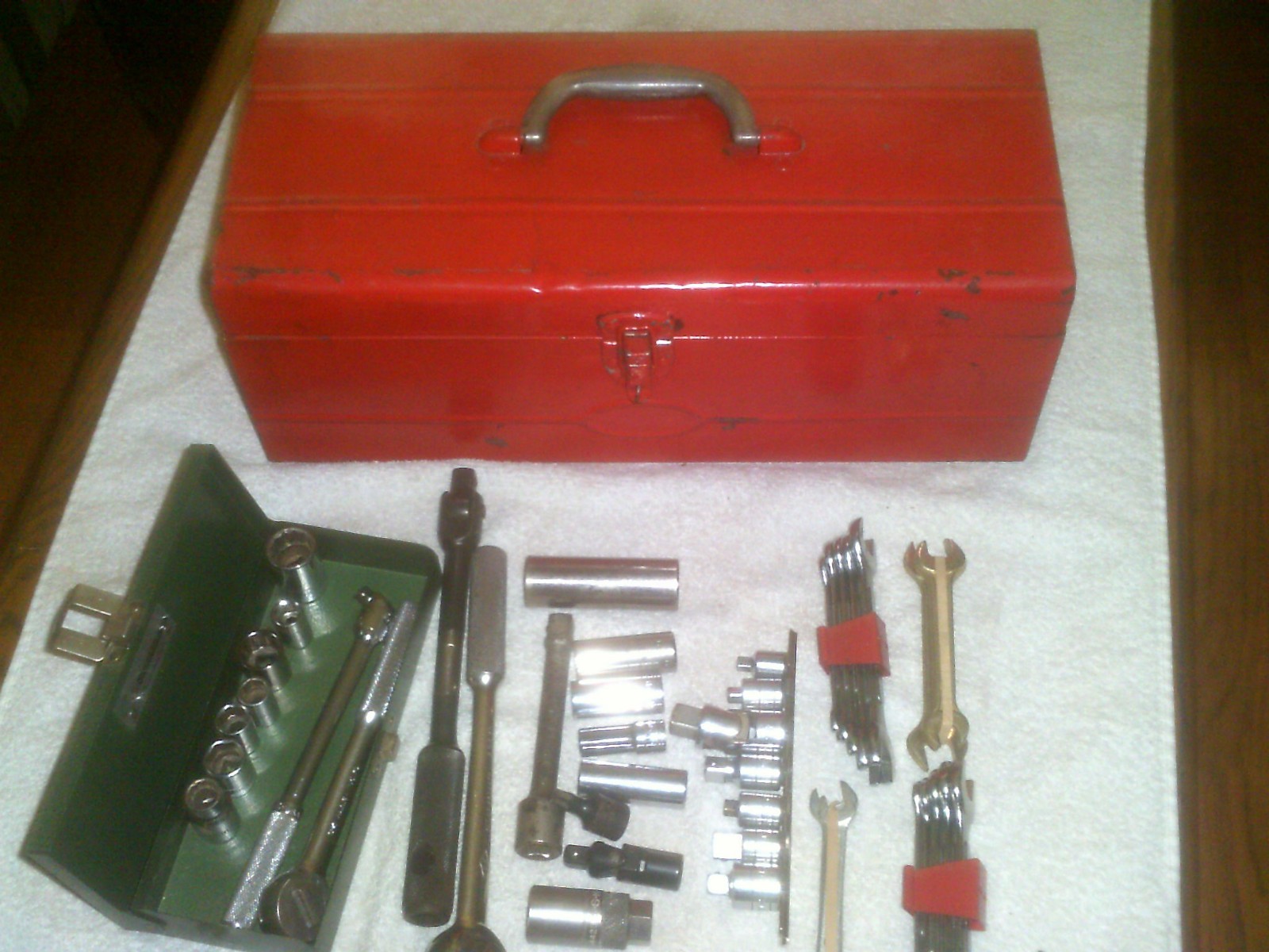 steel tool box, SK ratchets&breaker bar,sae&metric sockets&open ends