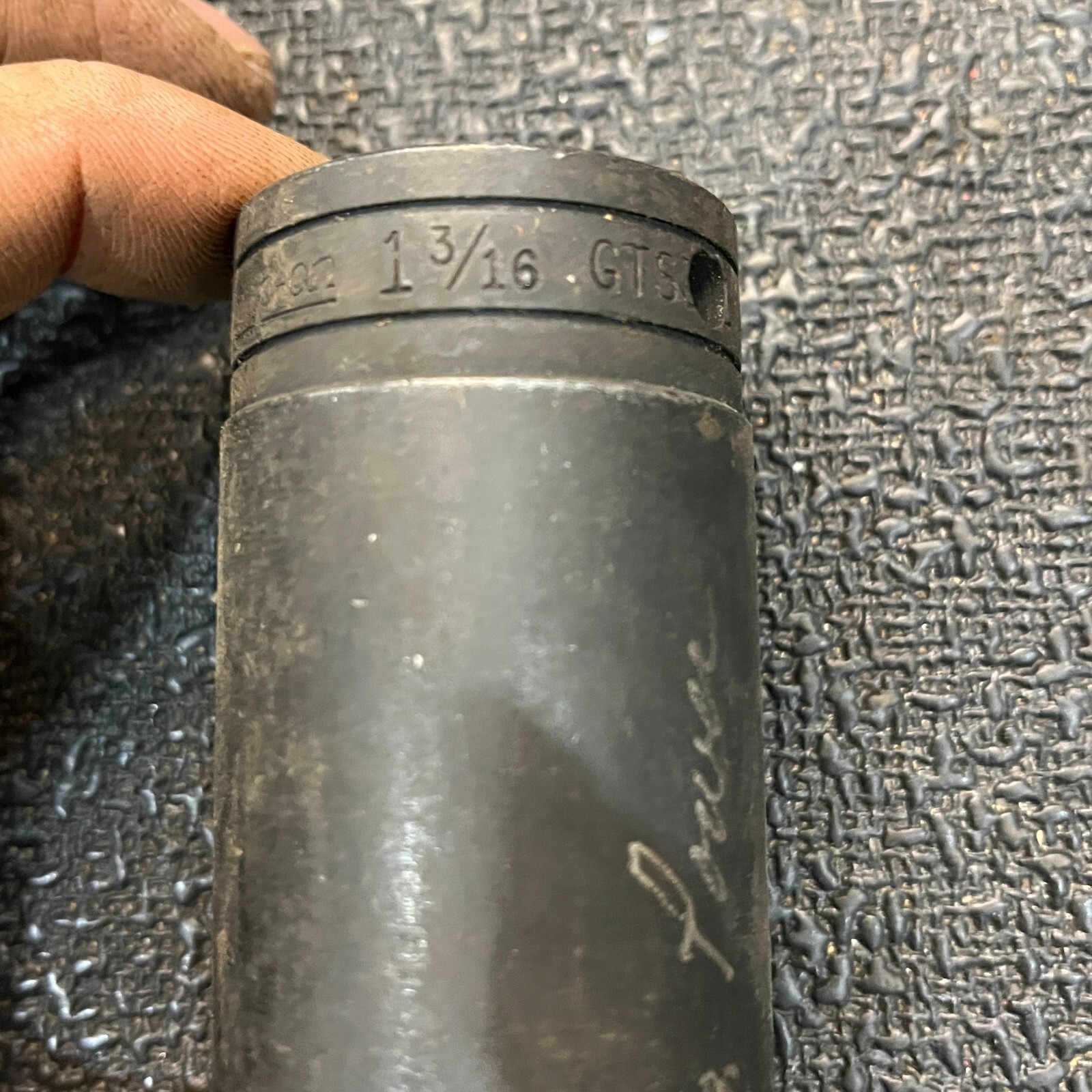 Snap-on GTS381 1-3/16″ Deep Impact Socket 1/2″ Drive 6 pt SAE USA – C