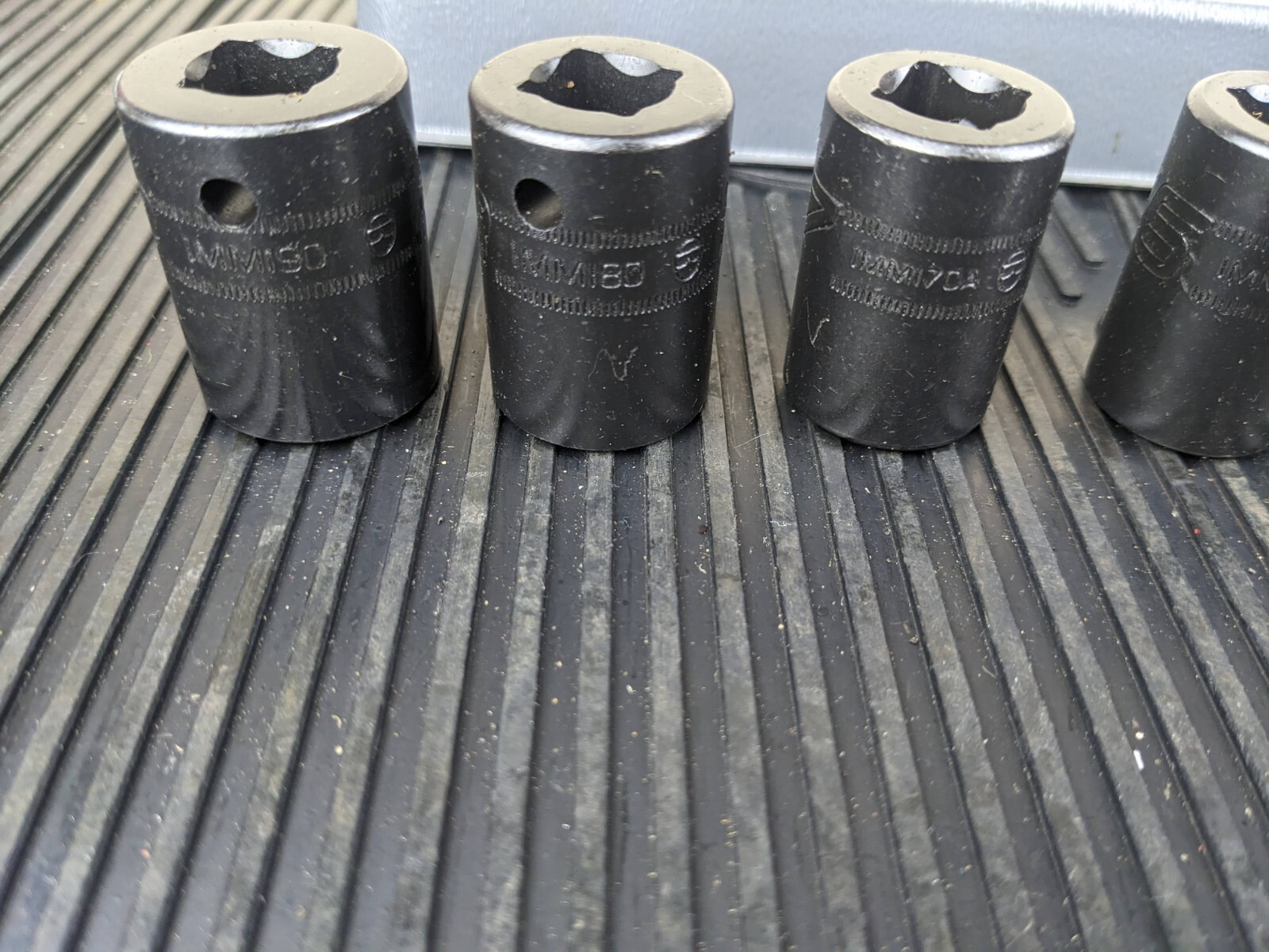 #bb249 Snap On 1/2″ drive 10 t0 19 mm 6-point Shallow Impact Socket Set 310IMMYA
