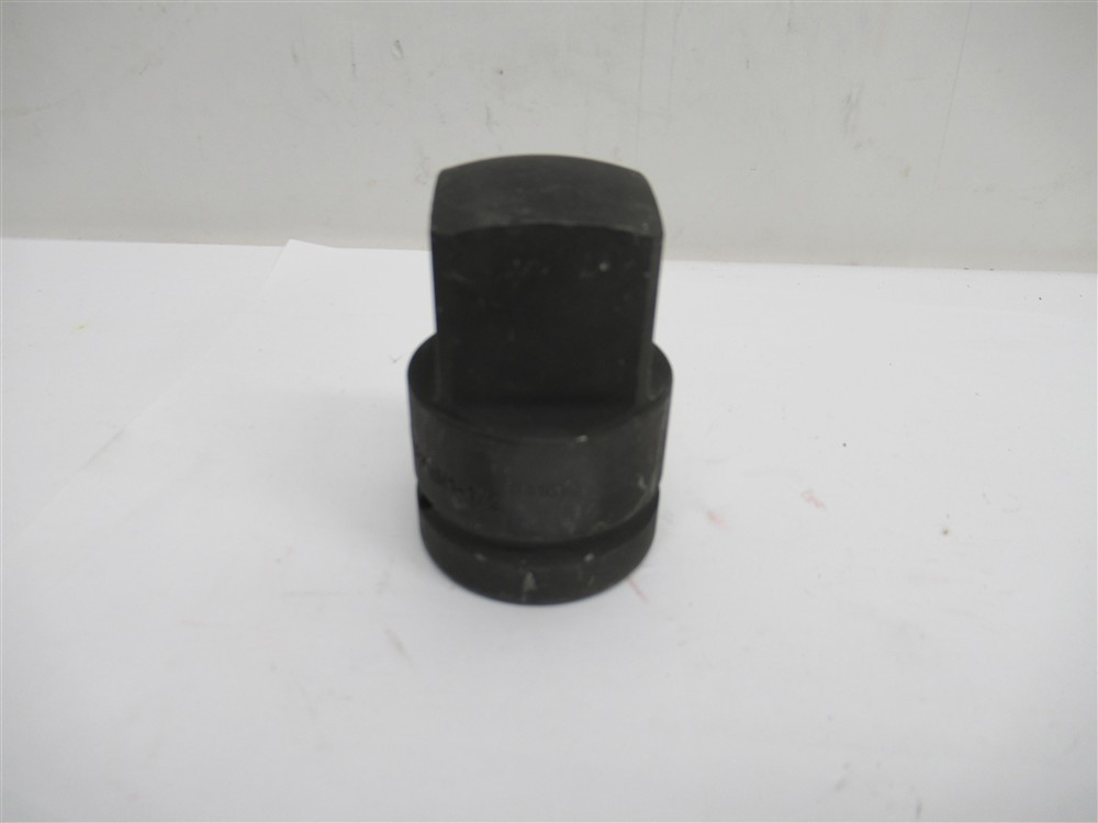 Genius 841012 , 1″ Female x 1-1/2″ Male Impact Adapter W/Pin Hole