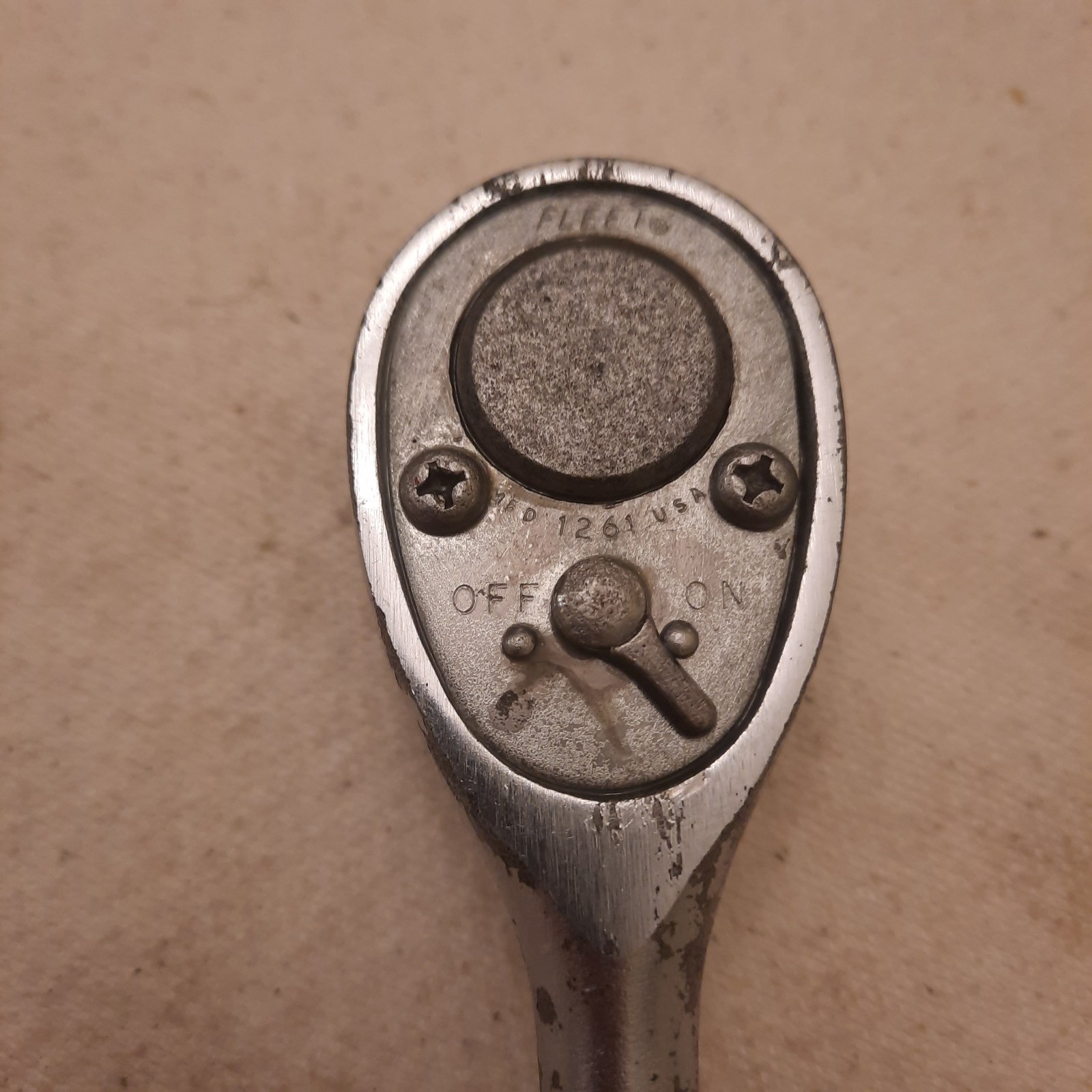 Vintage Fleet (Plvmb) (Penens) MFD 1261 3/8″ Drive Ratchet Knurled Handle. USA.