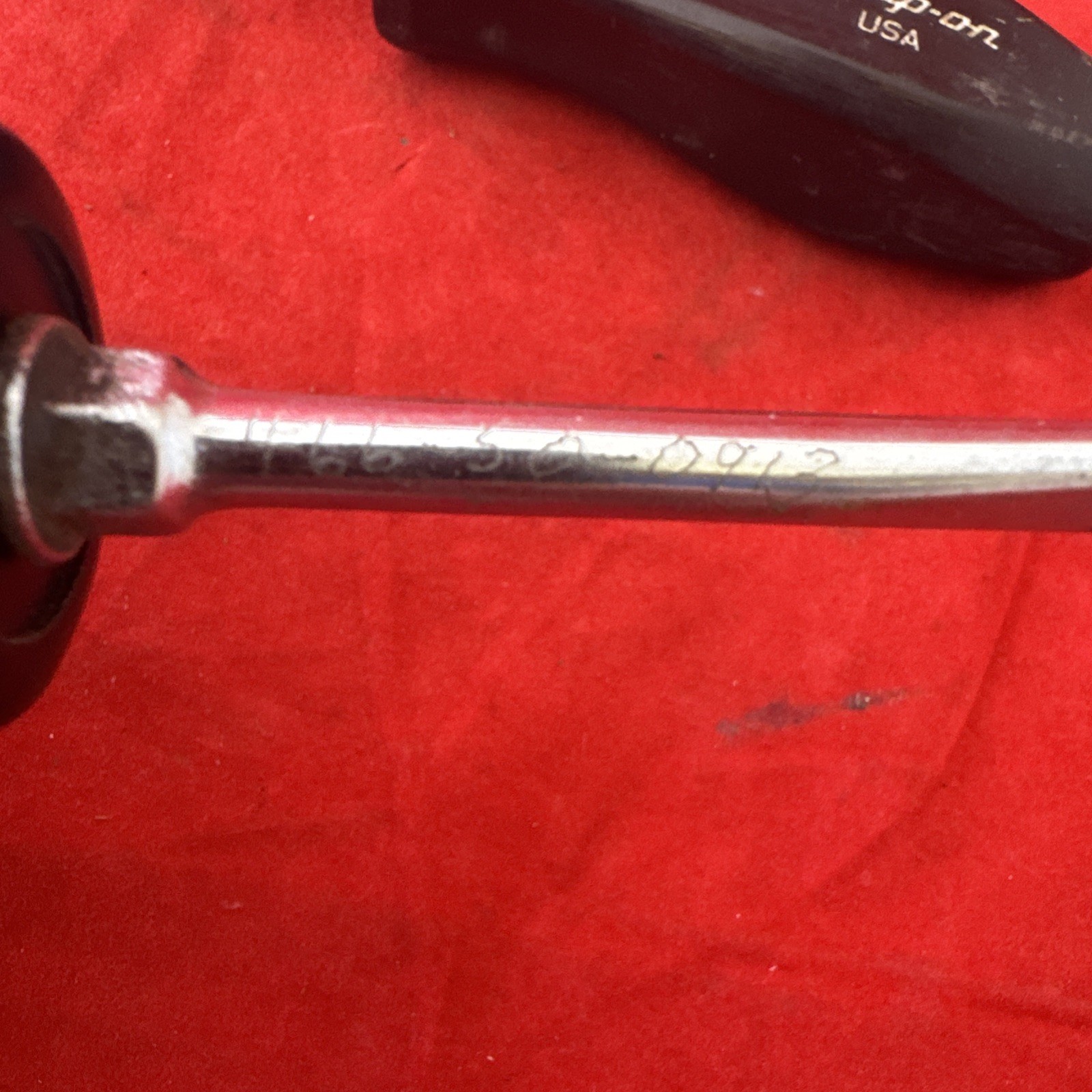 Snap on sdd style black flat and phillips head screwdrivers 6.25” long compact