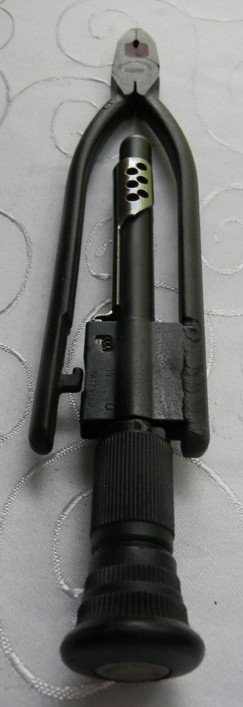 BLUE-POINT 11″ LONG WIRE TWISTER/CUTTER #WTRW9 IN BLACK CANVAS SLEEVE