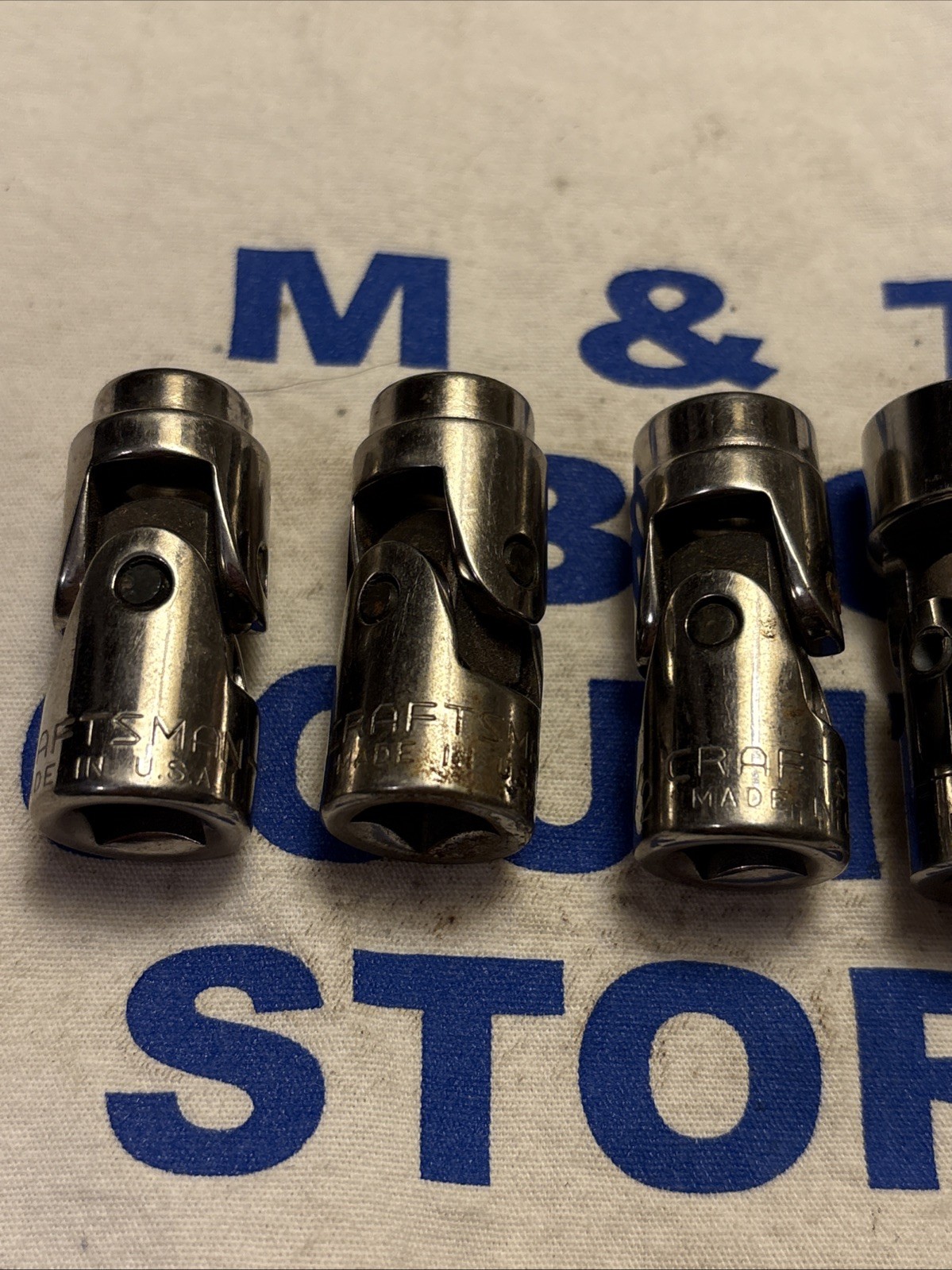 Craftsman USA 3/8″ Drive 6pc SAE 6pt Universal Swivel Socket Set 3/8-3/4″