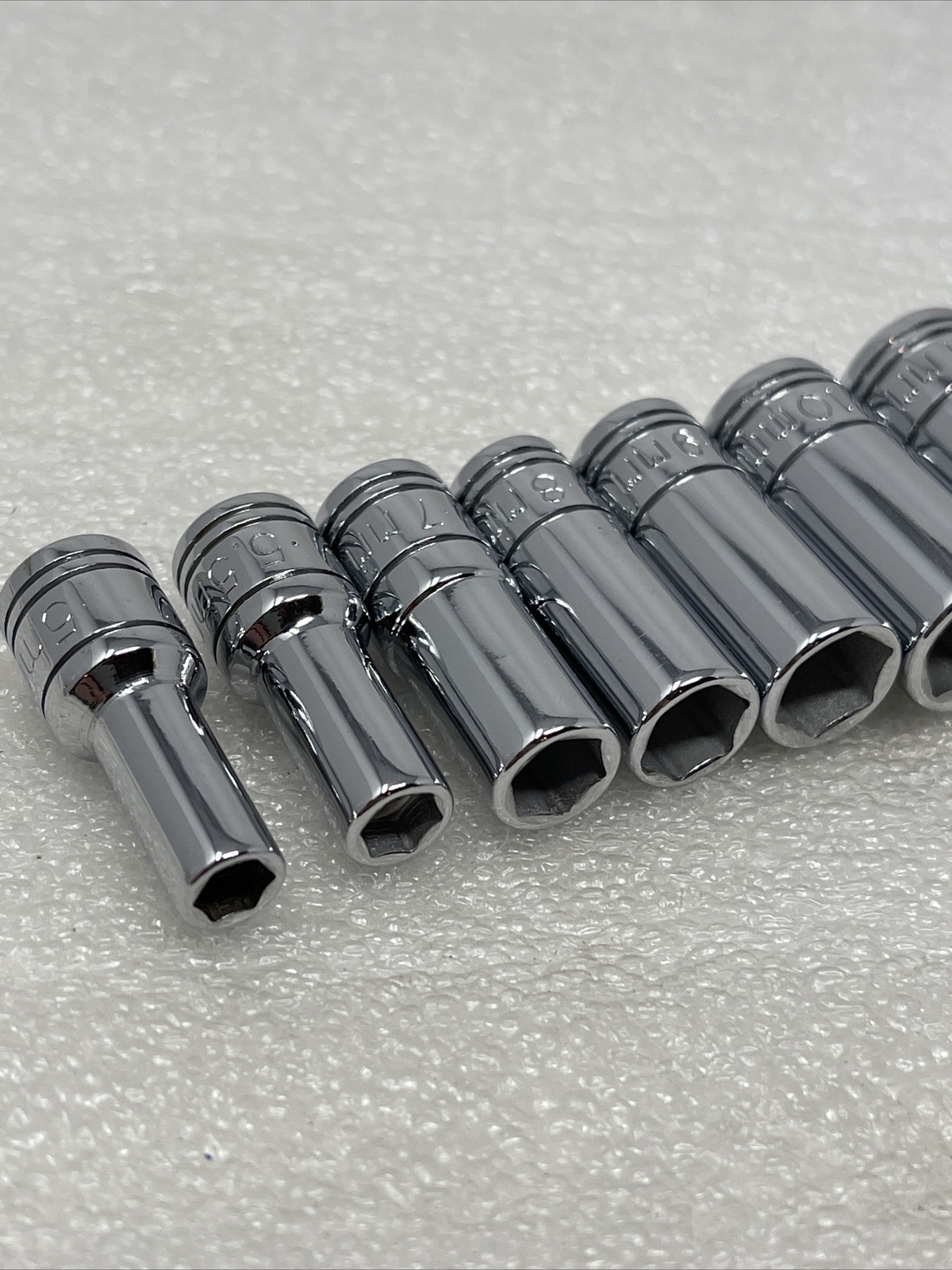 SK Tools 1/4″ Drive, 6 Point, Semi Deep Metric 11 Piece Socket Set, 5mm-15mm New