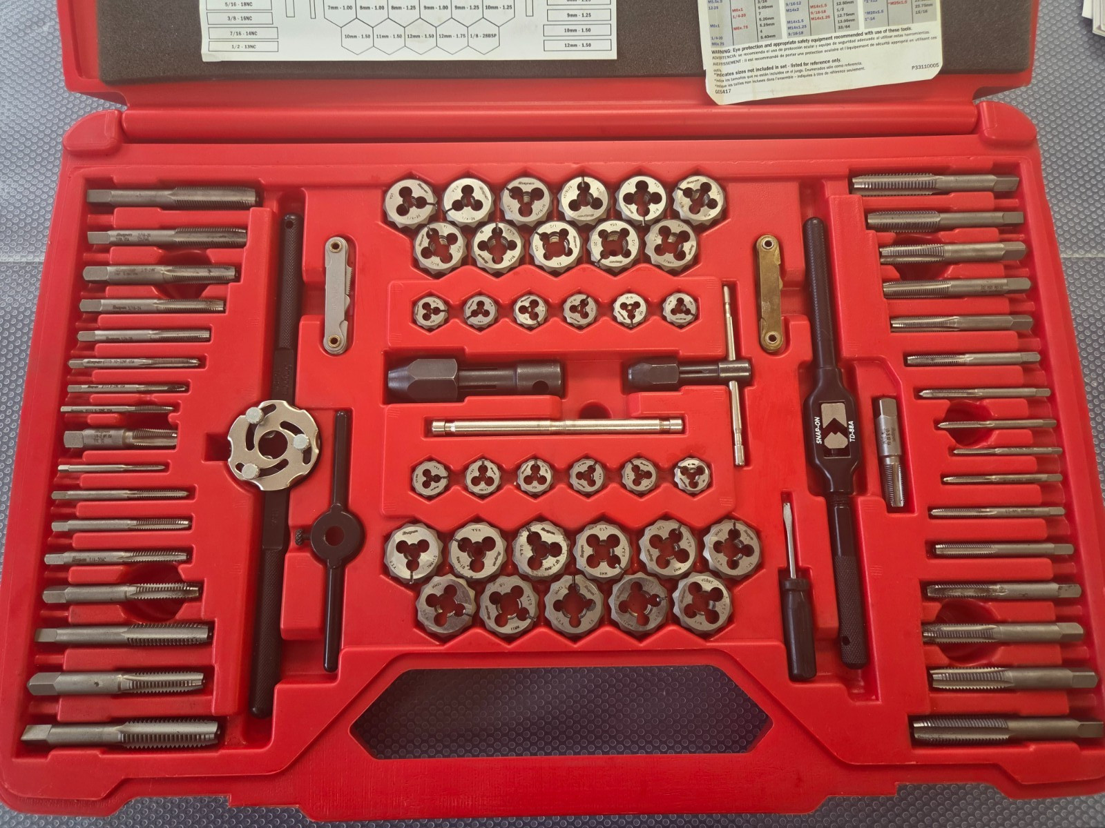 Snap-On 76 pc. Tap & Die Set Metric TDTDM500A
