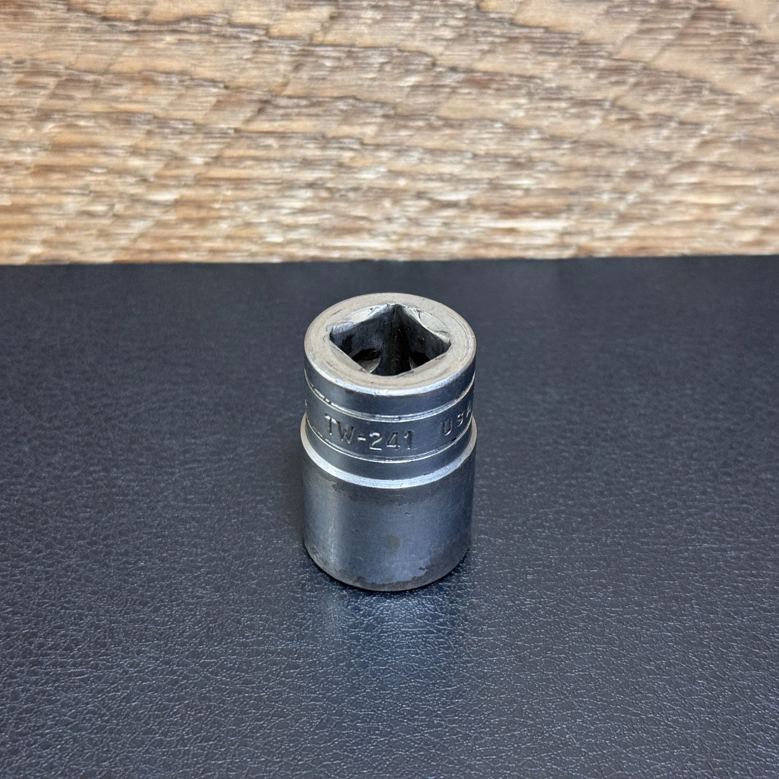 Snap-On Tools USA 1/2 Drive 6PT SAE 3/4″ Socket TW-241 Vintage Underline Logo