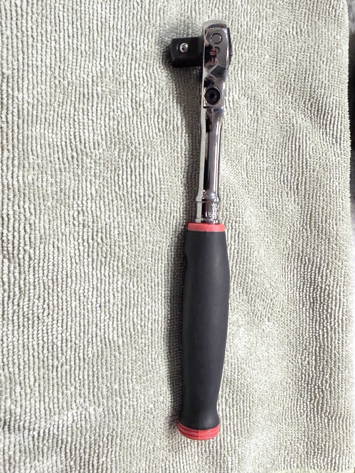 Genuine Snap-on 3/8” Drive Compact Round Head Soft Grip Swivel Ratchet FHCNF72