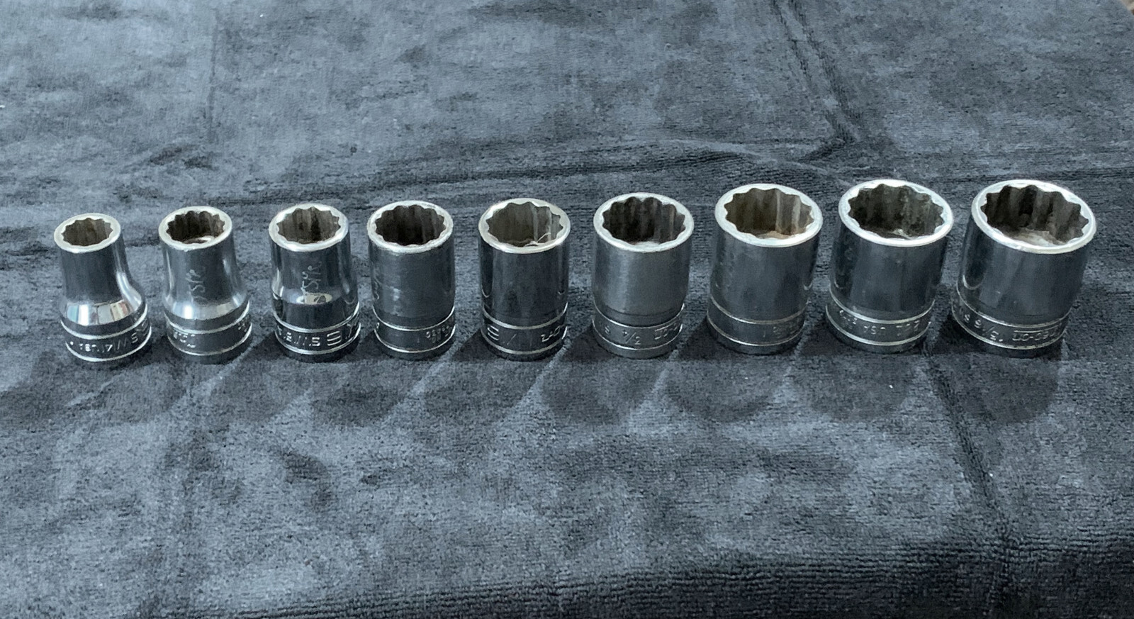 Snap On 1/2″ Dr 9pc Socket Set SAE 7/16″ to 15/16″ 12 Point Shallow SW141-SW301